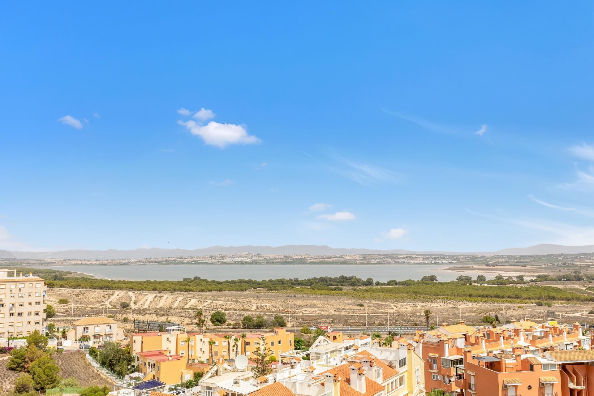 Z drugiej ręki - Mieszkanie w bloku -
Torrevieja - Torre la mata