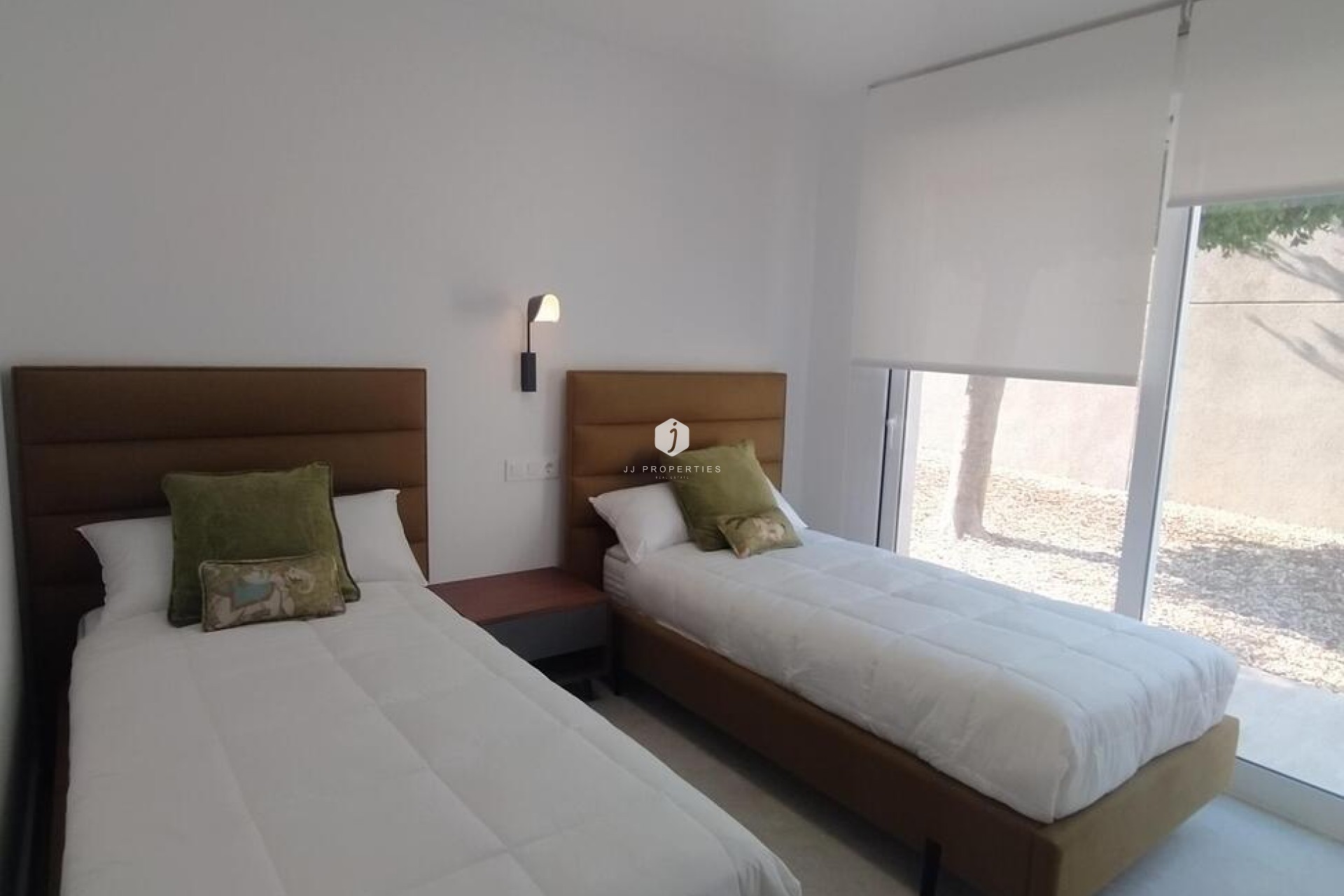 Z drugiej ręki - Mieszkanie w bloku -
Torrevieja - Torreblanca