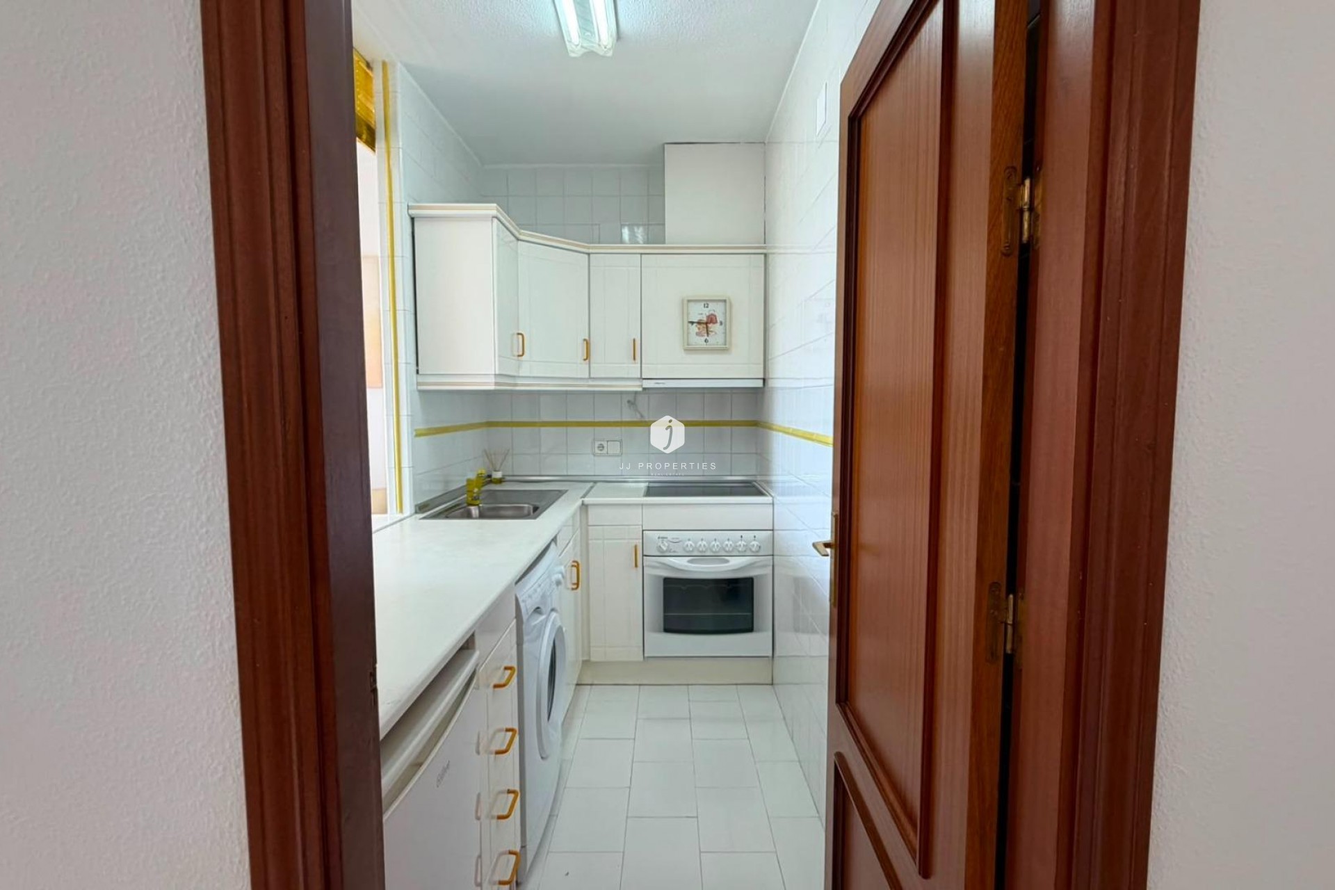 Z drugiej ręki - Mieszkanie w bloku -
Torrevieja - Torreblanca