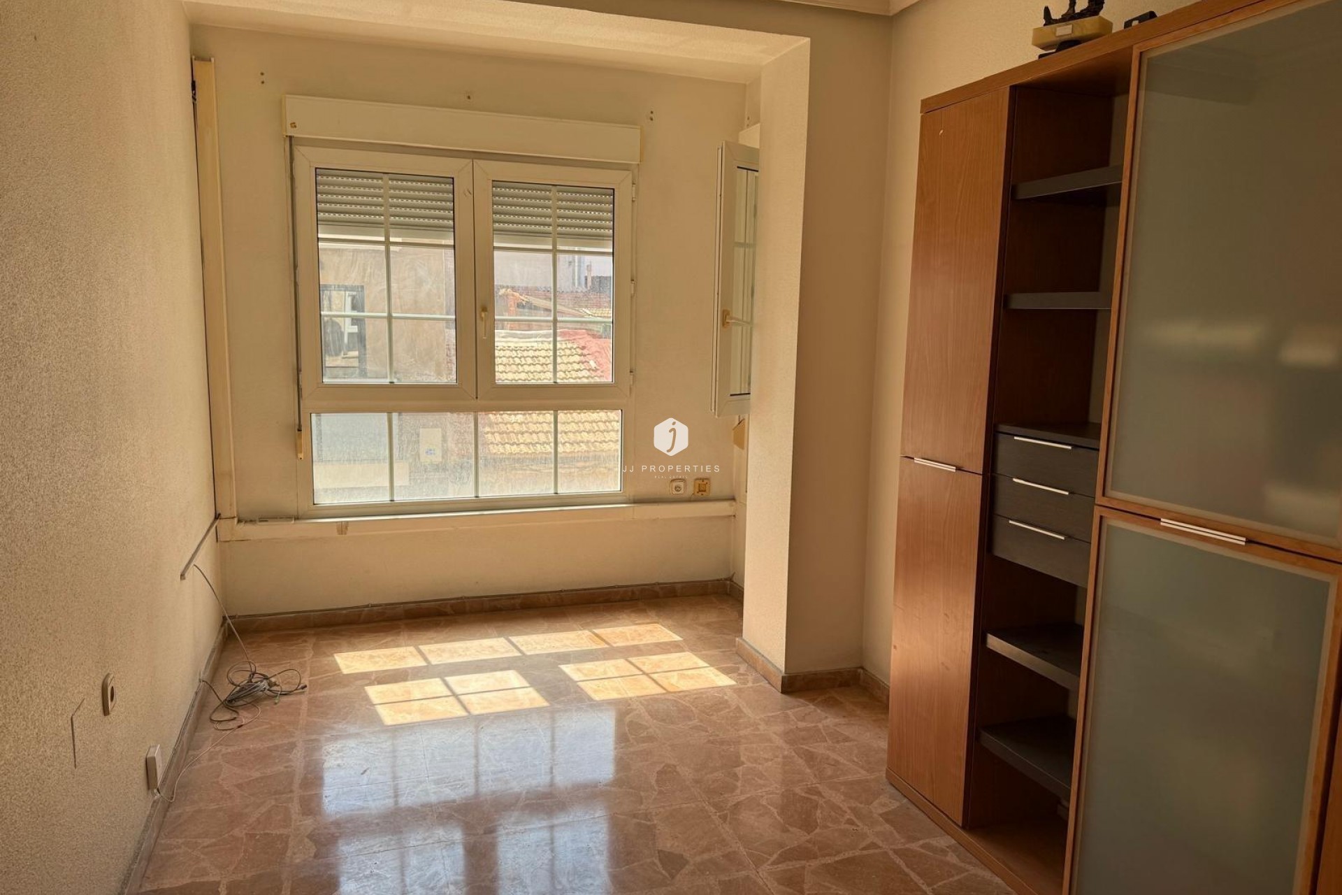 Z drugiej ręki - Mieszkanie w bloku -
Torrevieja