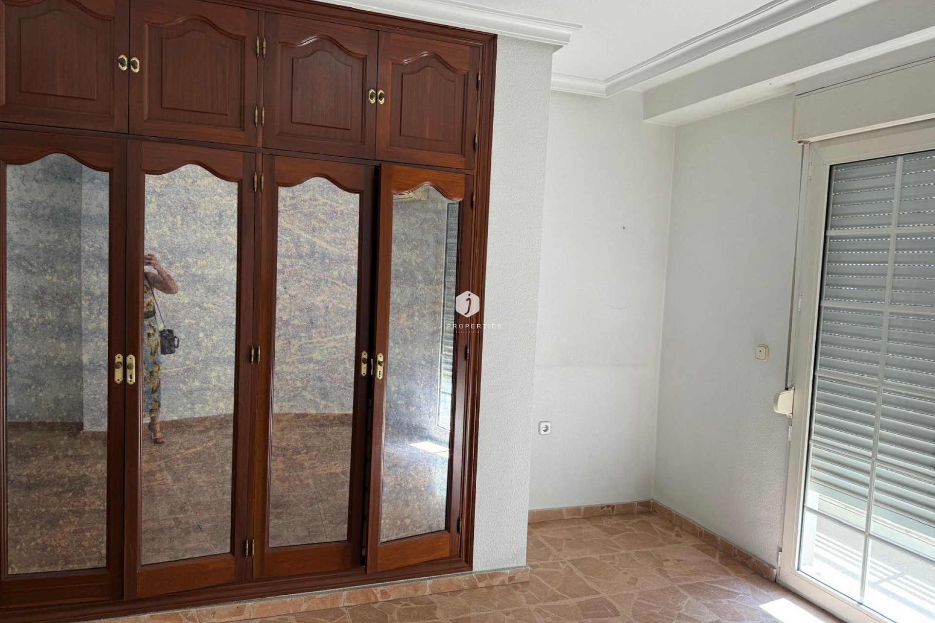 Z drugiej ręki - Mieszkanie w bloku -
Torrevieja