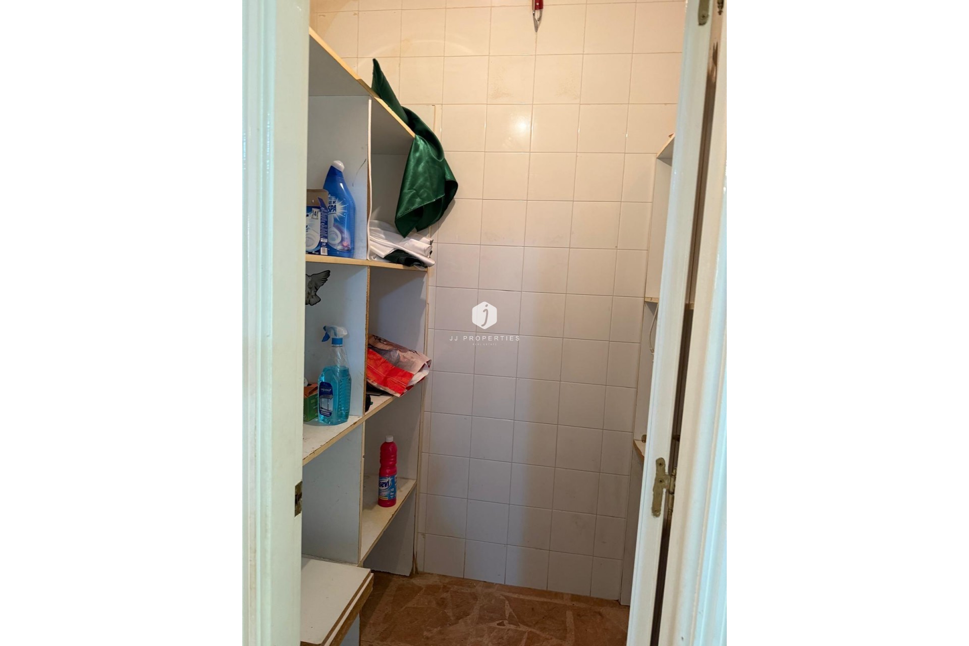 Z drugiej ręki - Mieszkanie w bloku -
Torrevieja