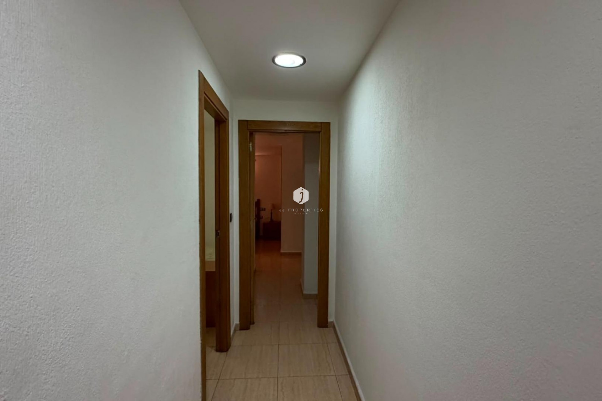 Z drugiej ręki - Mieszkanie w bloku -
Torrevieja