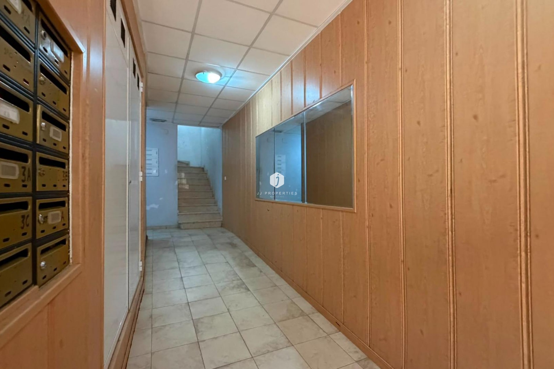 Z drugiej ręki - Mieszkanie w bloku -
Torrevieja
