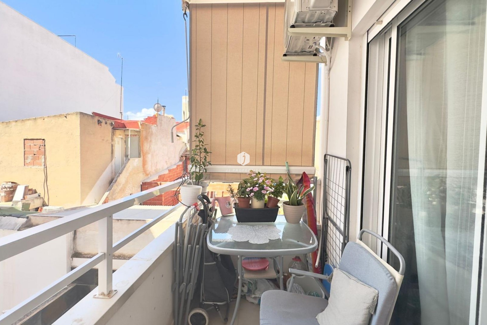 Z drugiej ręki - Mieszkanie w bloku -
Torrevieja