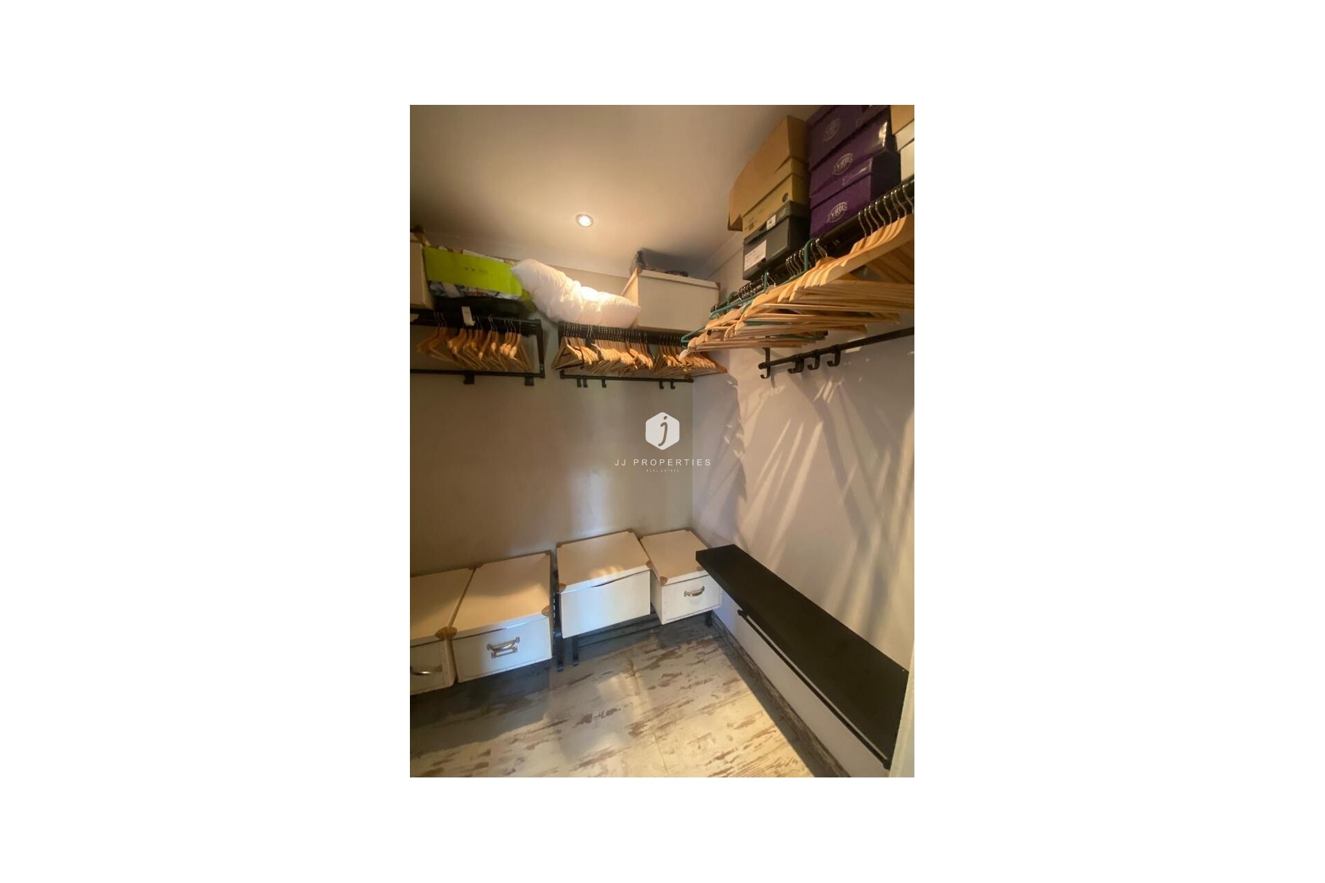 Z drugiej ręki - Nieruchomości wiejskie -
Albatera - Inland