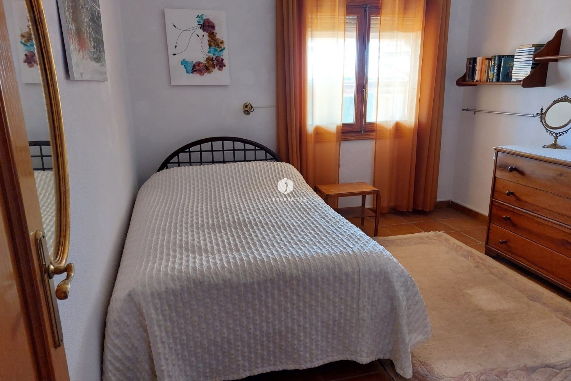 Z drugiej ręki - Nieruchomości wiejskie -
Albatera - Inland