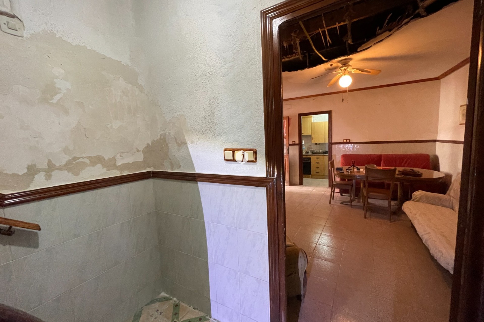 Z drugiej ręki - Szalet -
Benejúzar - Inland