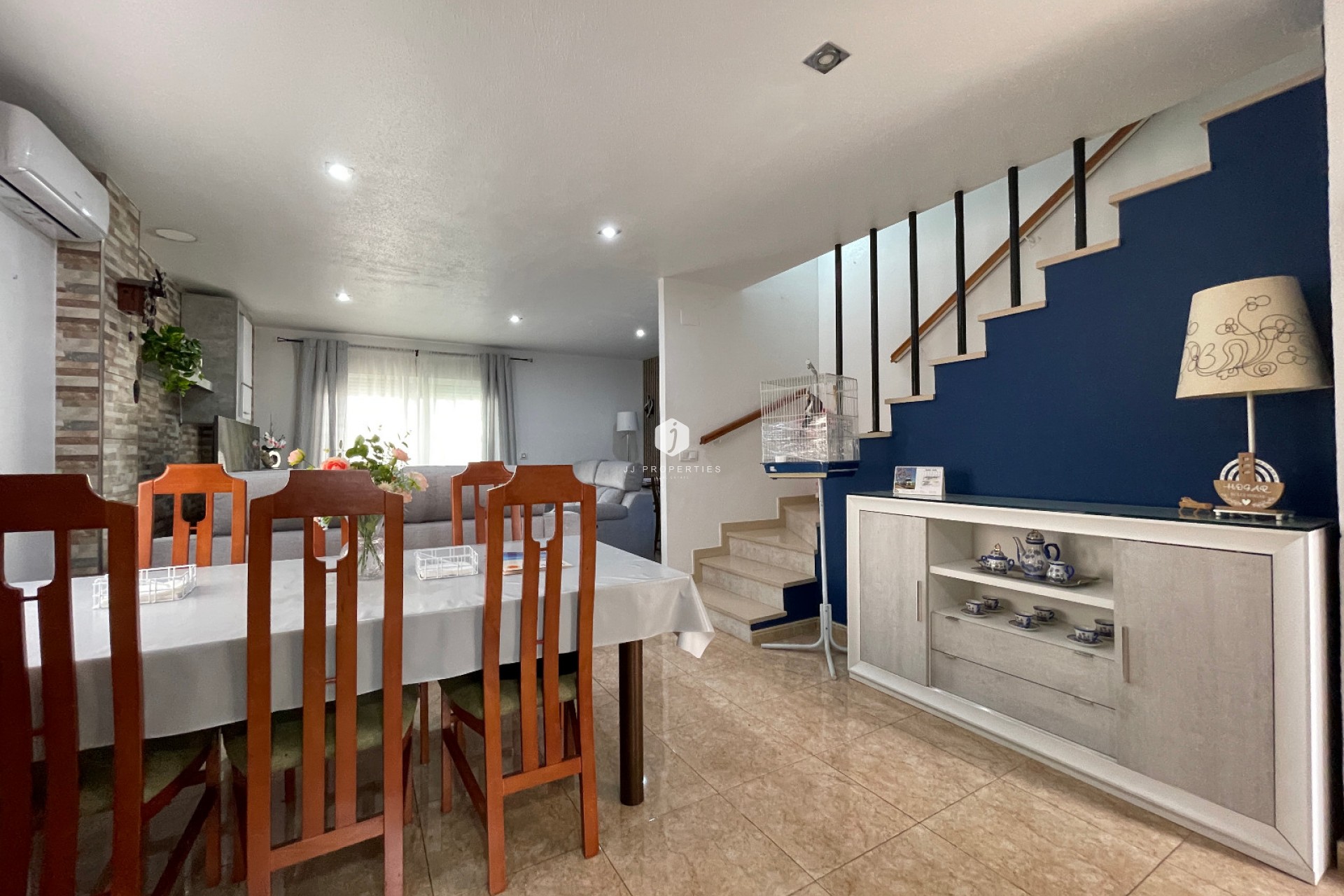 Z drugiej ręki - Szalet -
Benijofar - Costa Blanca