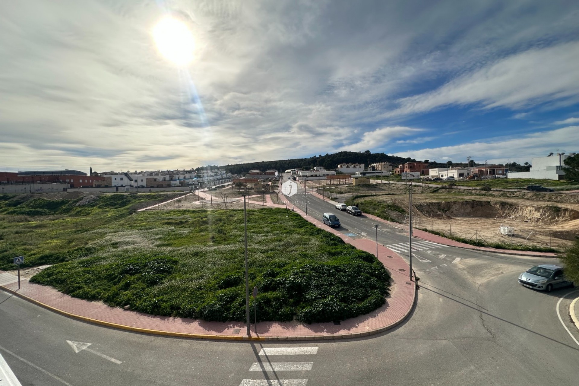 Z drugiej ręki - Szalet -
Bigastro - Inland