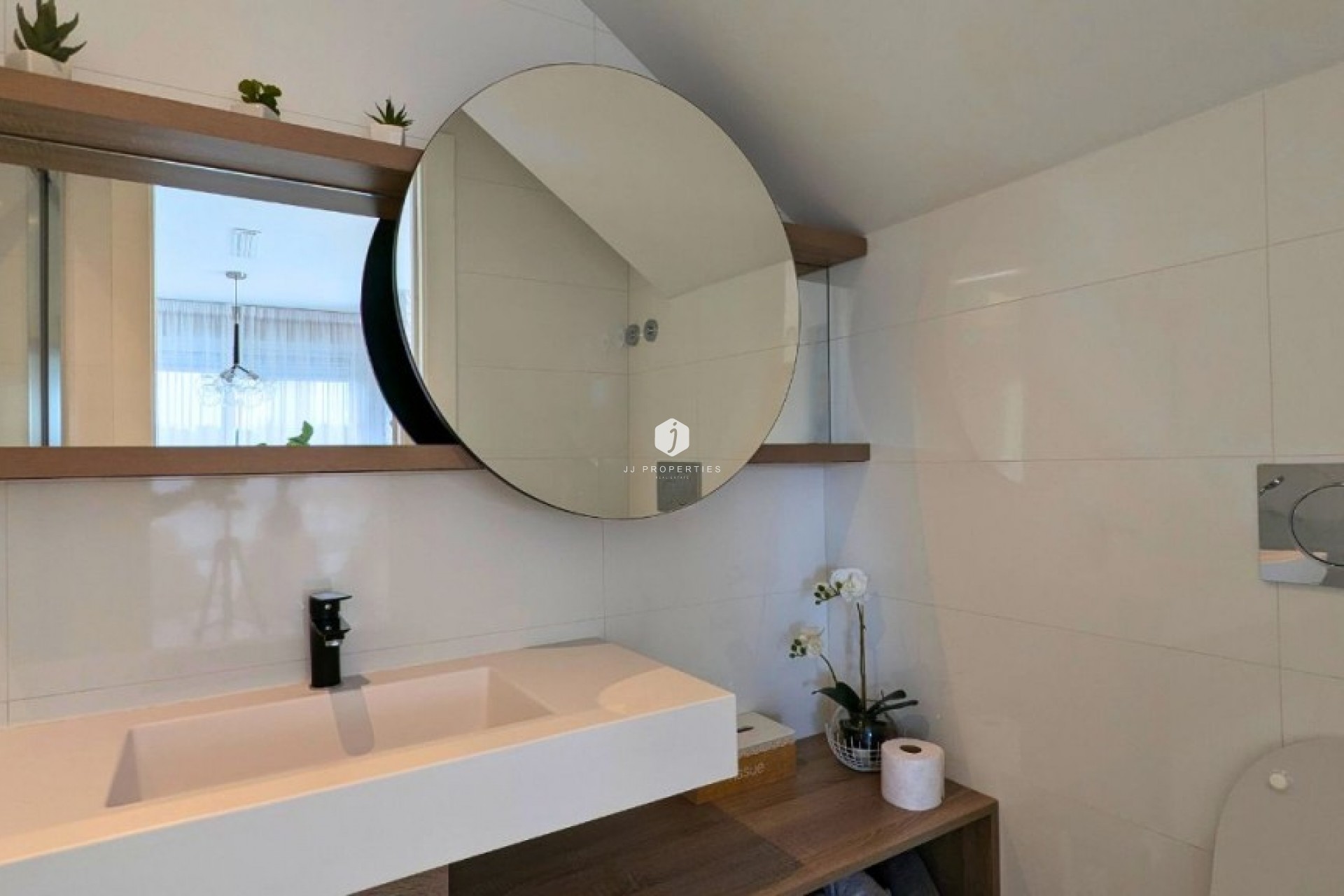 Z drugiej ręki - Szalet -
Ciudad Quesada - Costa Blanca