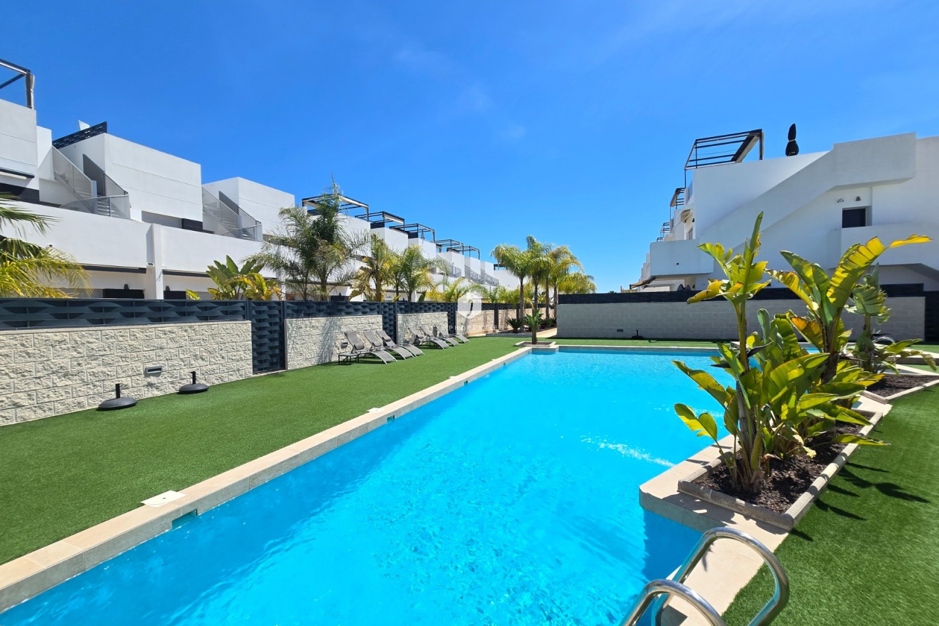 Z drugiej ręki - Szalet -
Ciudad Quesada - Costa Blanca