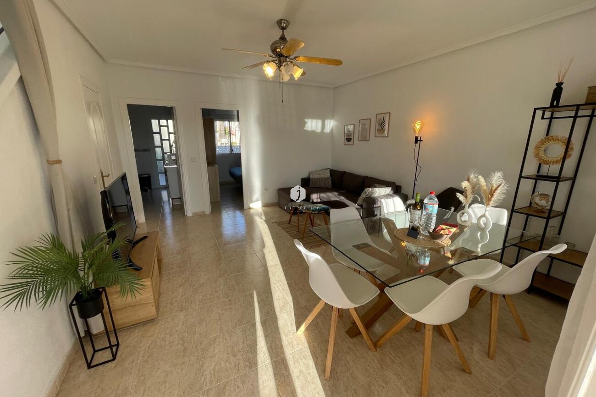 Z drugiej ręki - Szalet -
Ciudad Quesada - Costa Blanca