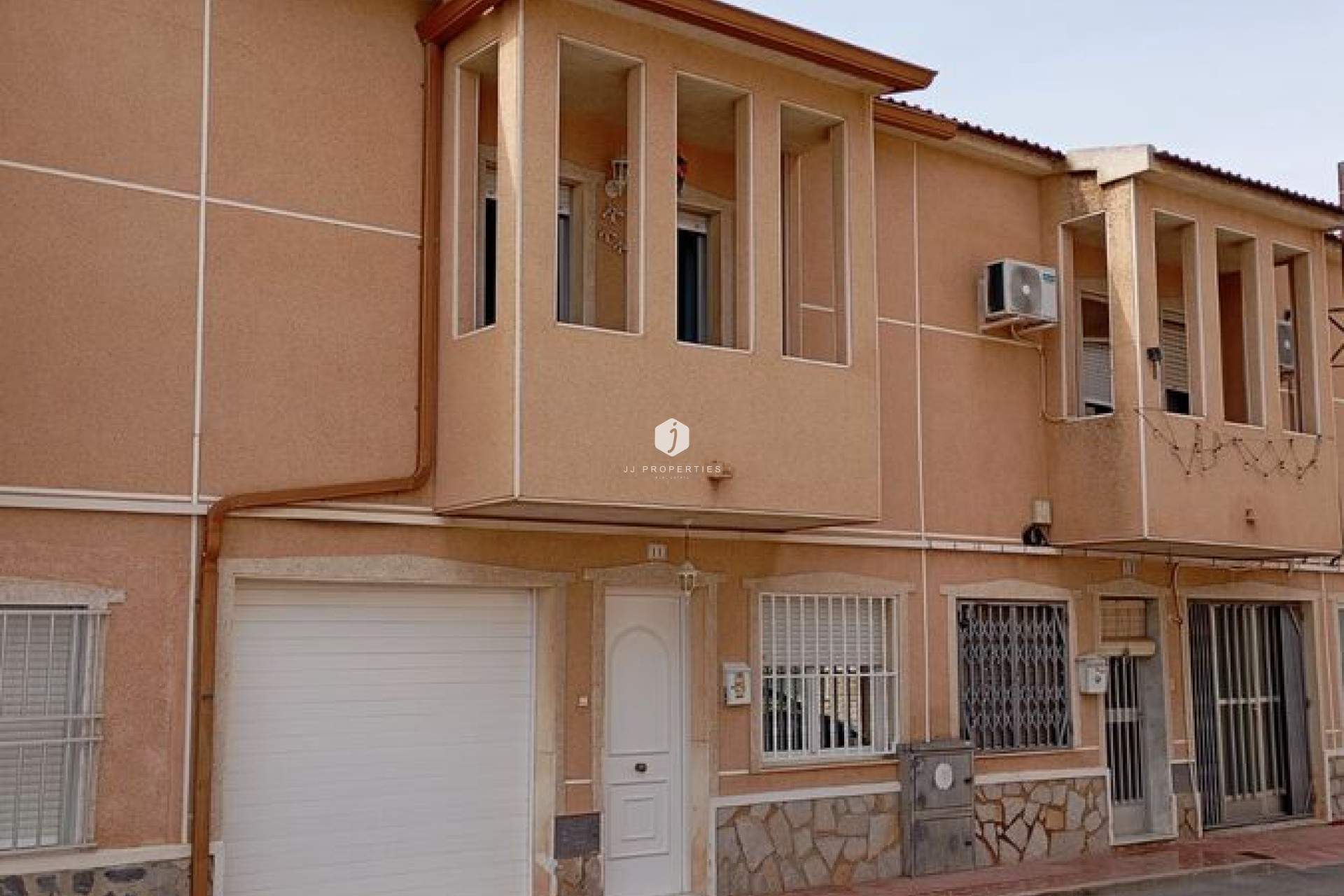 Z drugiej ręki - Szalet -
Daya Vieja - Costa Blanca