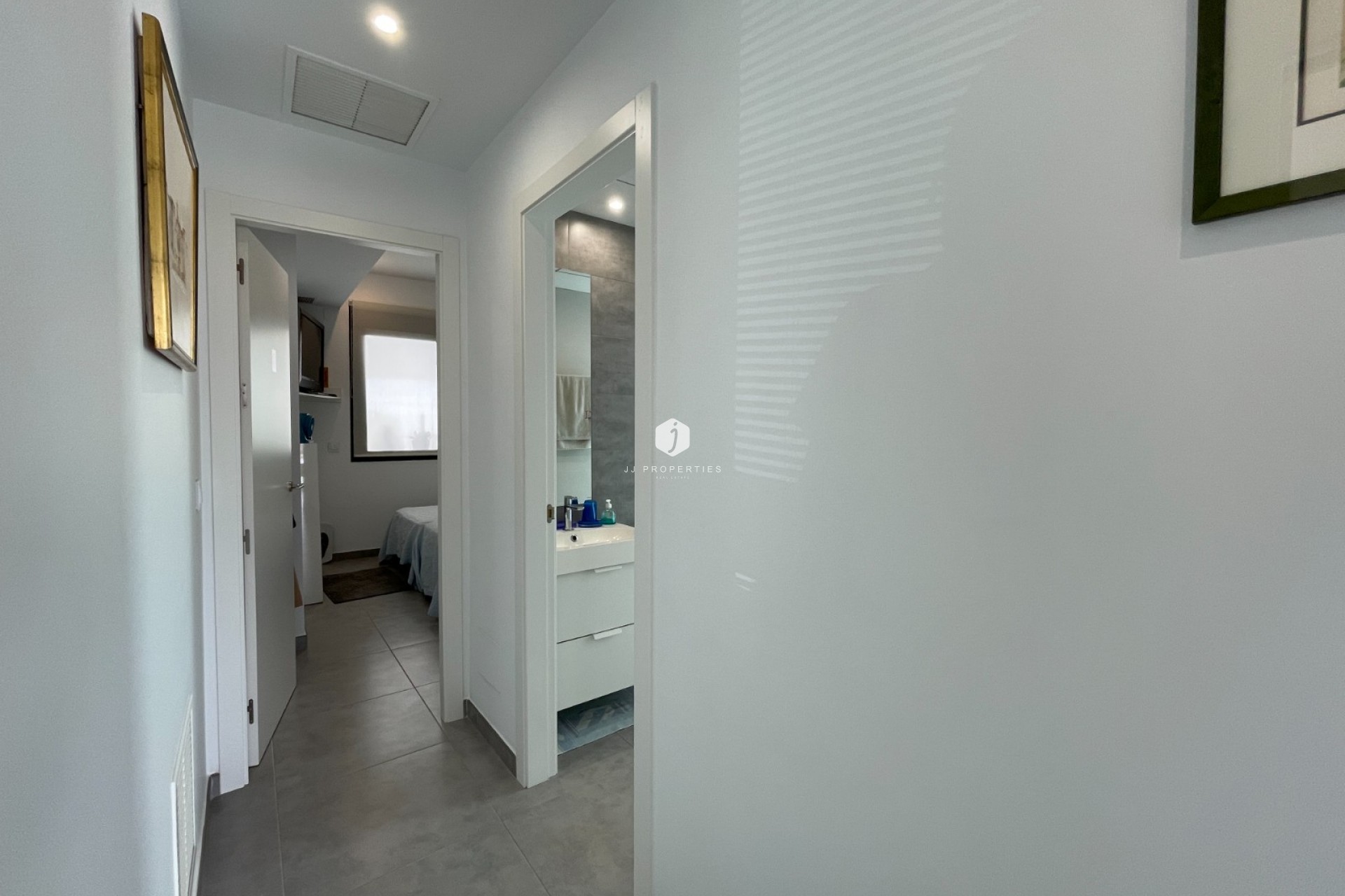 Z drugiej ręki - Szalet -
Dolores - Costa Blanca