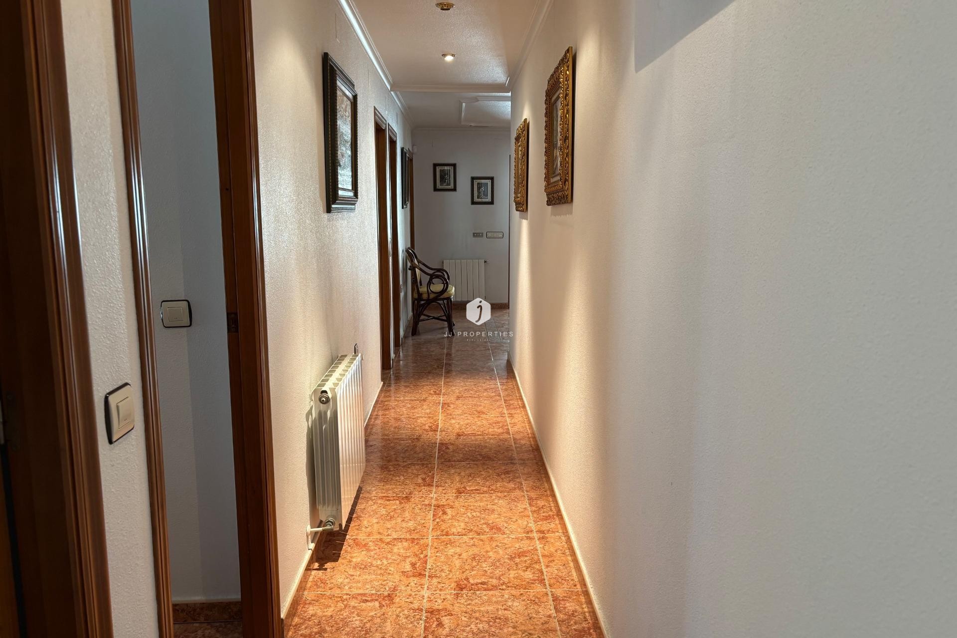 Z drugiej ręki - Szalet -
Formentera del Segura - Pueblo 5