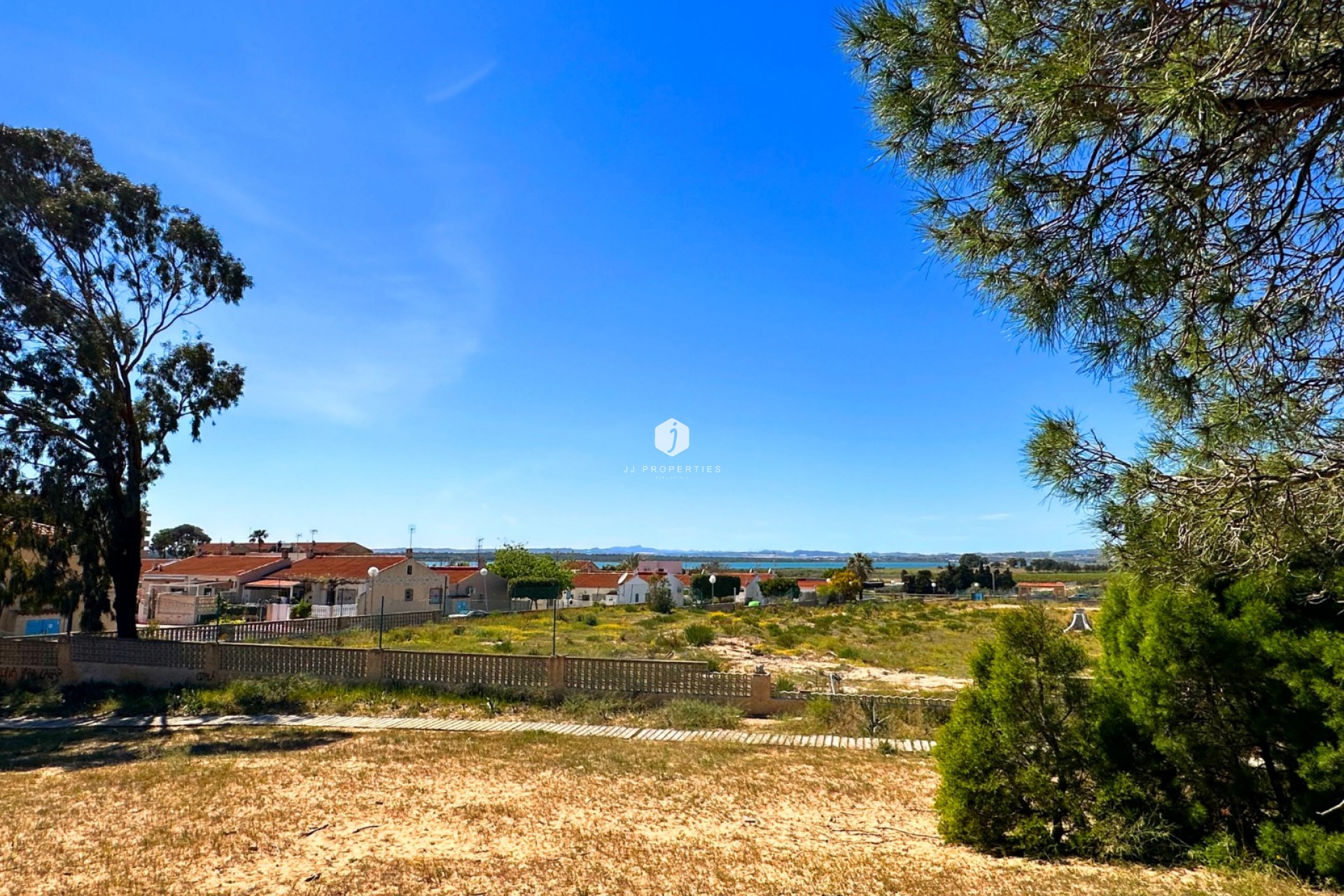 Z drugiej ręki - Szalet -
Guardamar del Segura - Costa Blanca