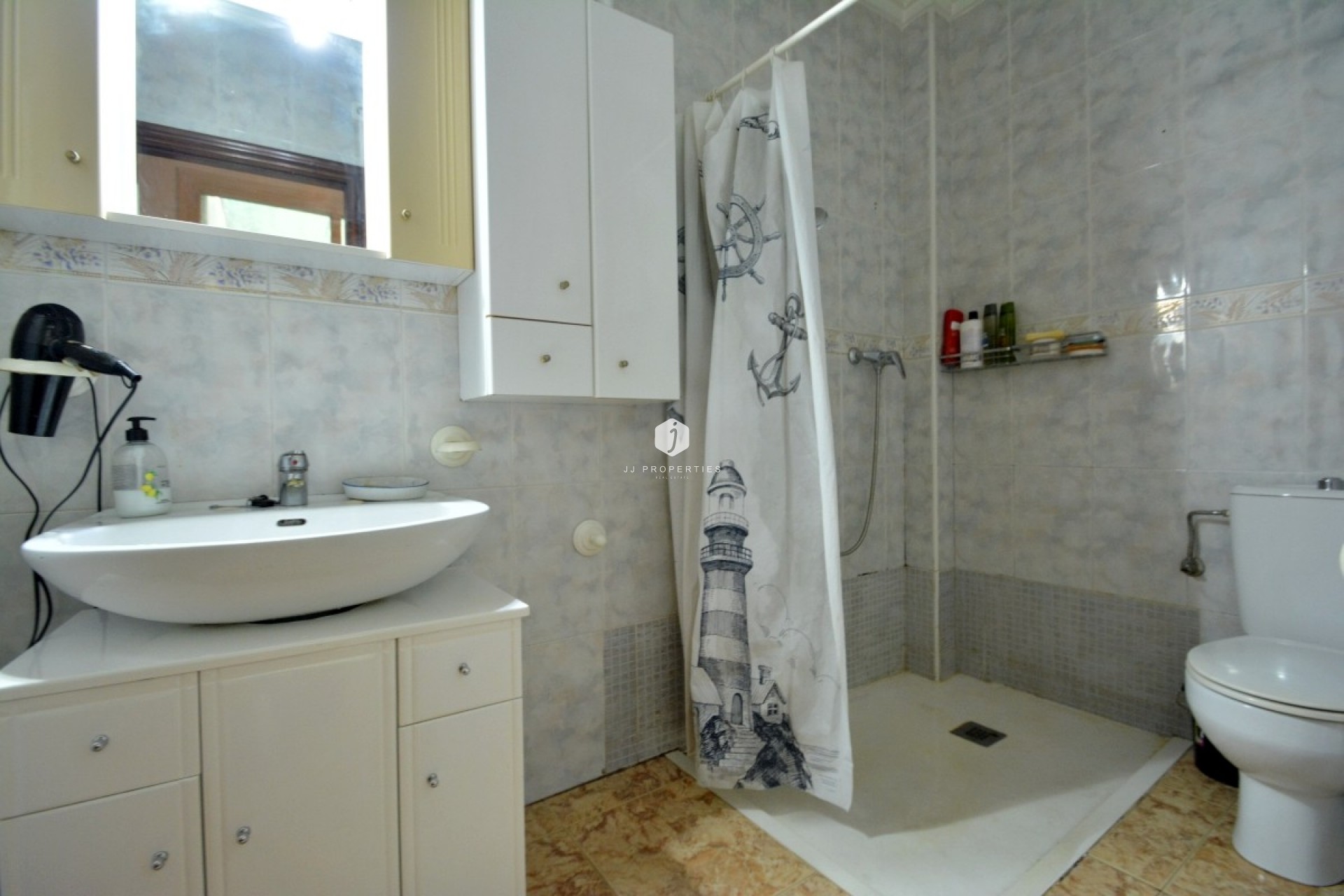 Z drugiej ręki - Szalet -
Guardamar del Segura - Costa Blanca