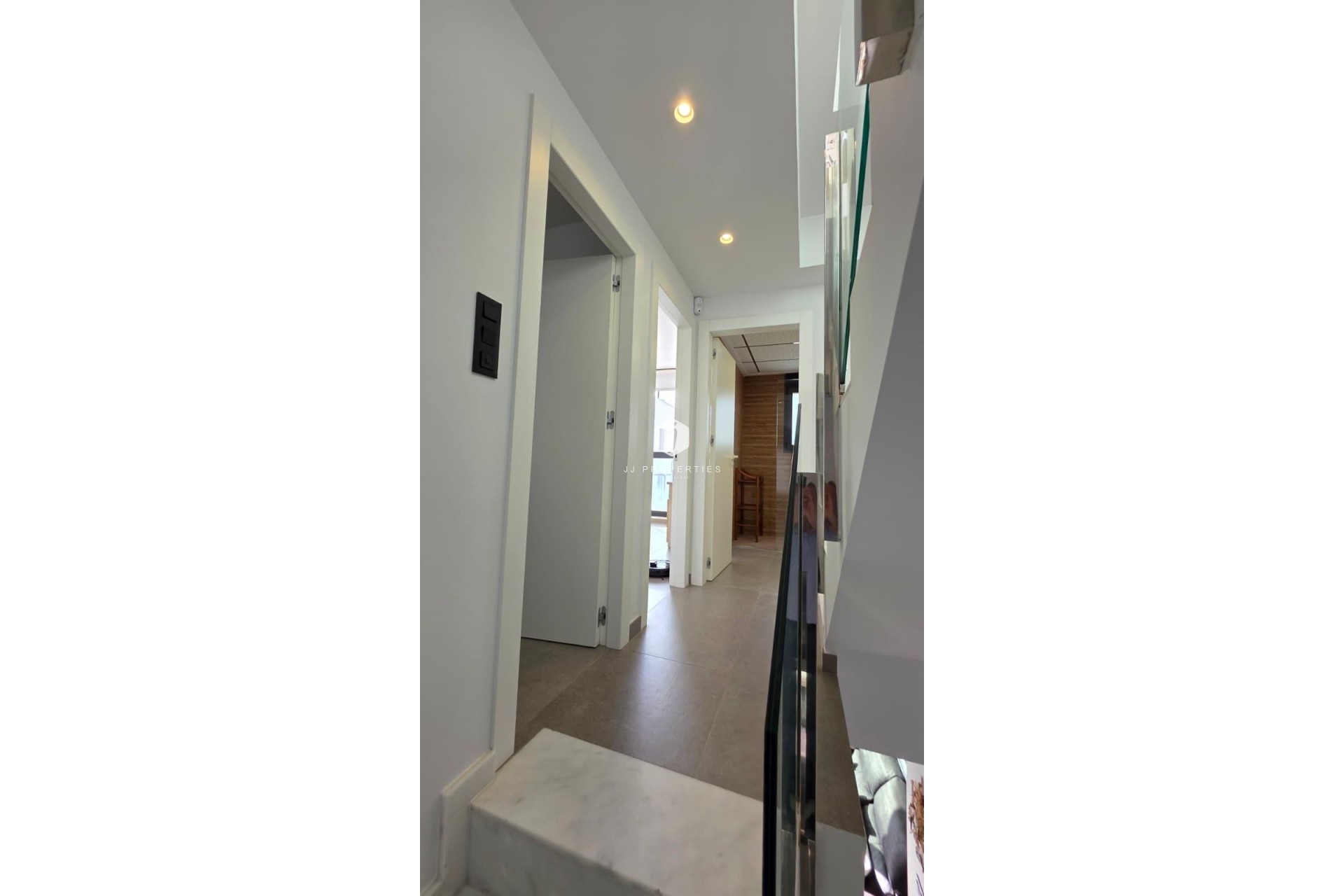 Z drugiej ręki - Szalet -
Guardamar del Segura - Los Secanos