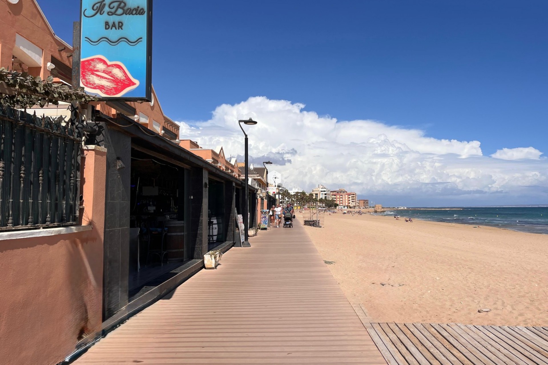 Z drugiej ręki - Szalet -
La Mata - Costa Blanca