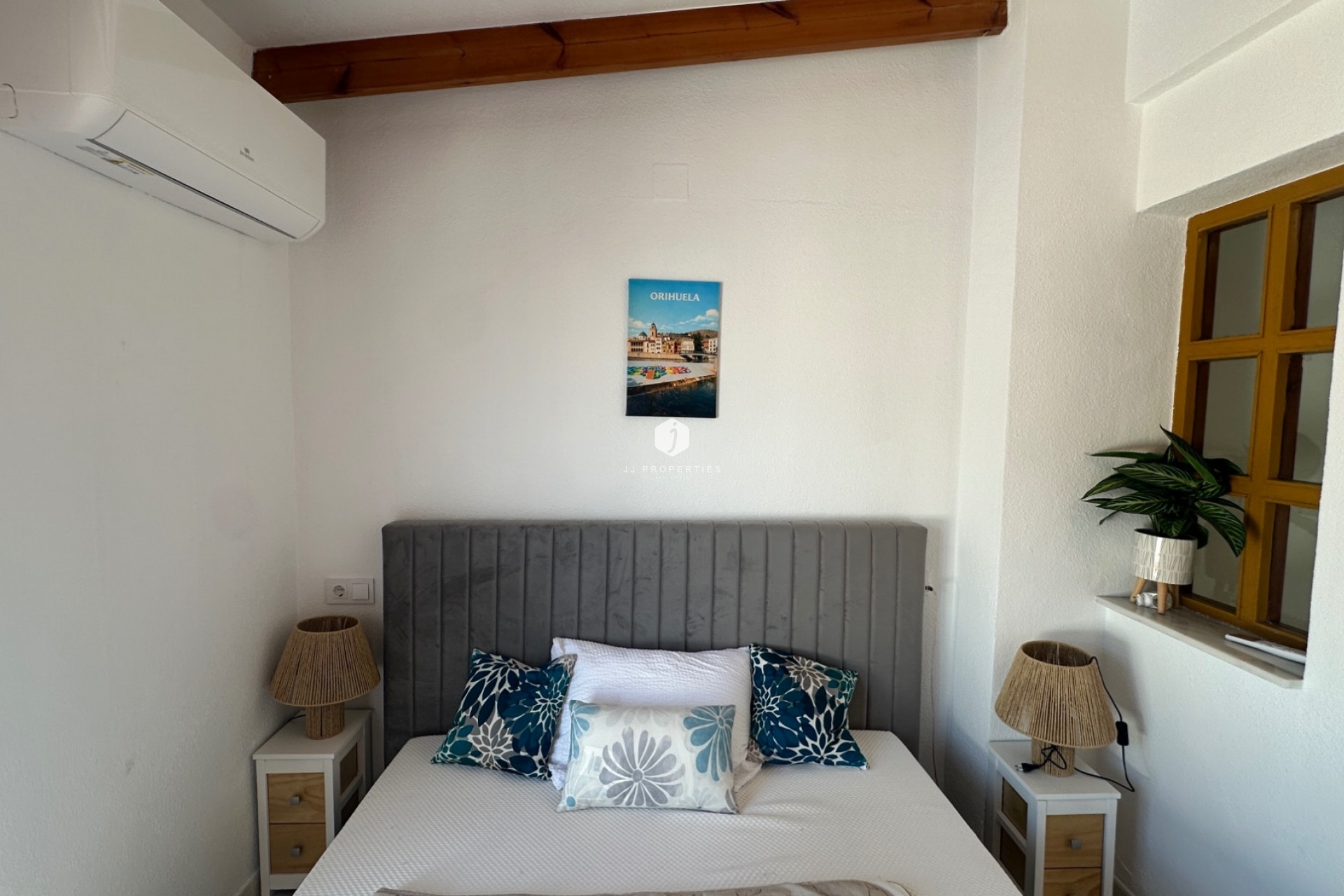 Z drugiej ręki - Szalet -
La Mata - Costa Blanca