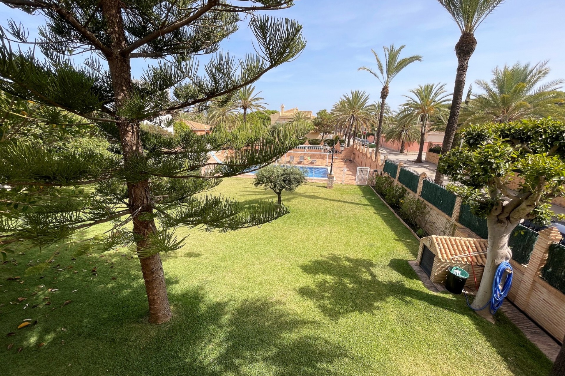 Z drugiej ręki - Szalet -
Orihuela Costa - Costa Blanca