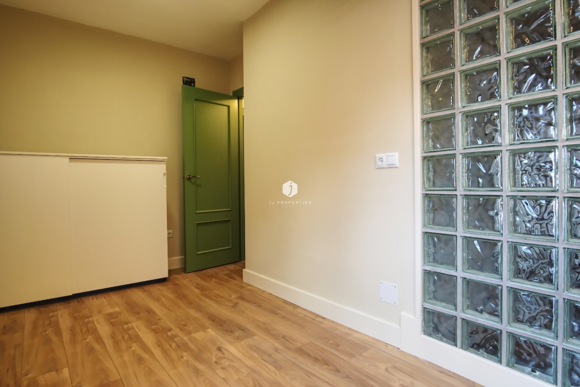 Z drugiej ręki - Szalet -
Orihuela Costa - Costa Blanca