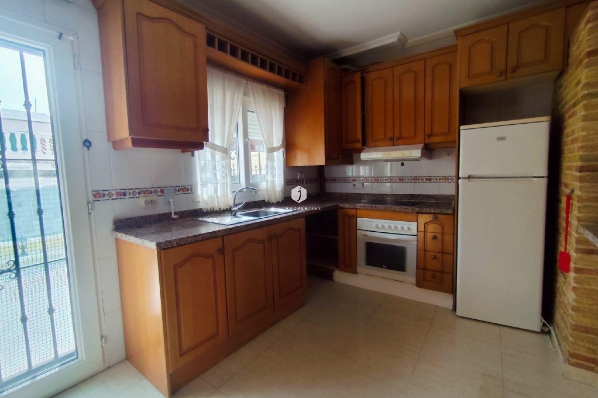 Z drugiej ręki - Szalet -
Orihuela Costa - Costa Blanca