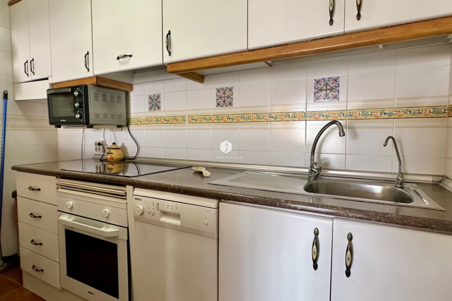 Z drugiej ręki - Szalet -
Orihuela Costa - Costa Blanca