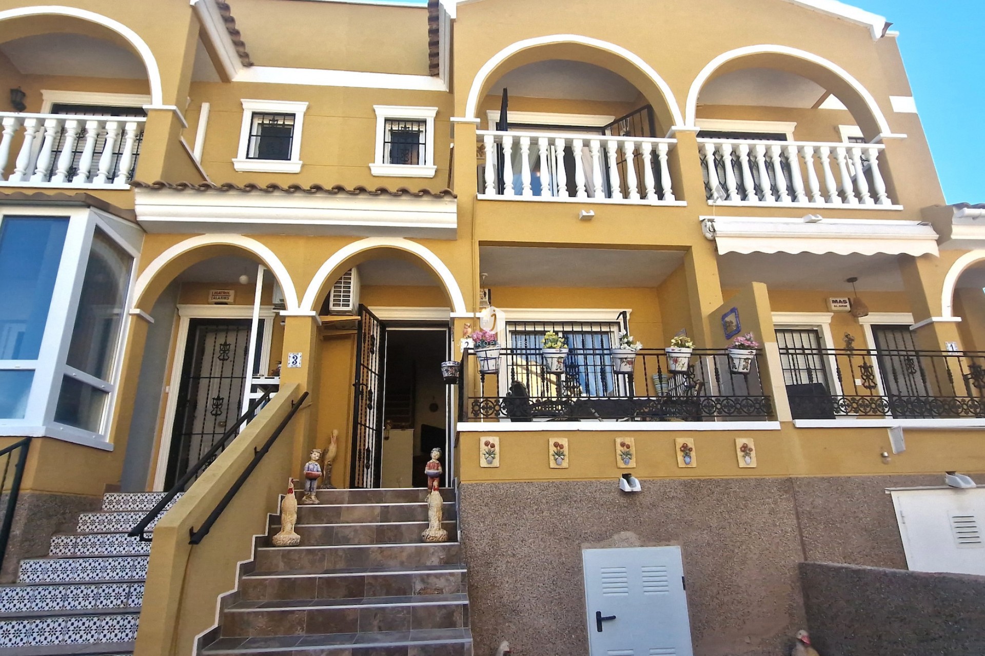 Z drugiej ręki - Szalet -
Orihuela Costa - Costa Blanca