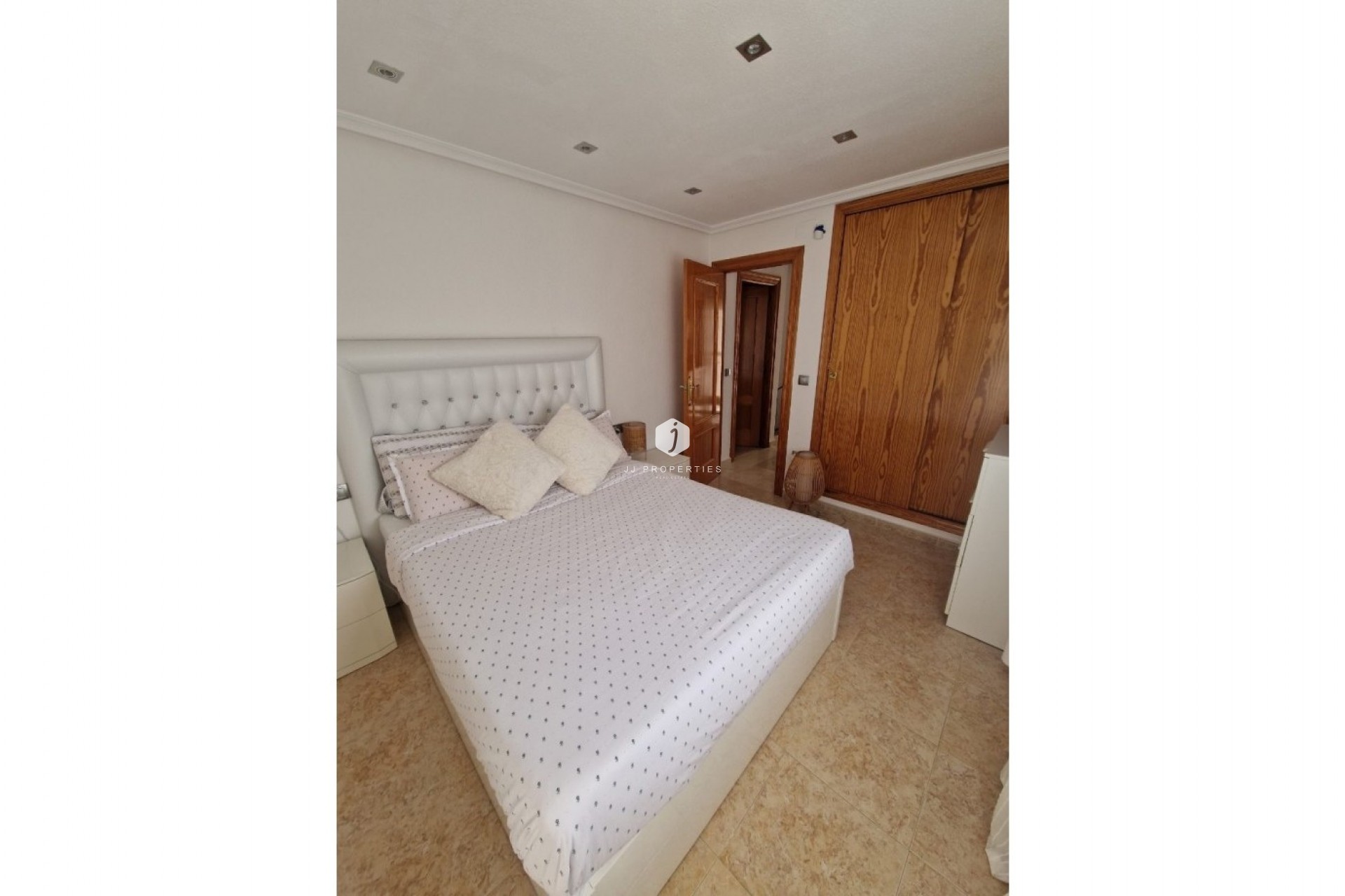 Z drugiej ręki - Szalet -
Orihuela Costa - Costa Blanca