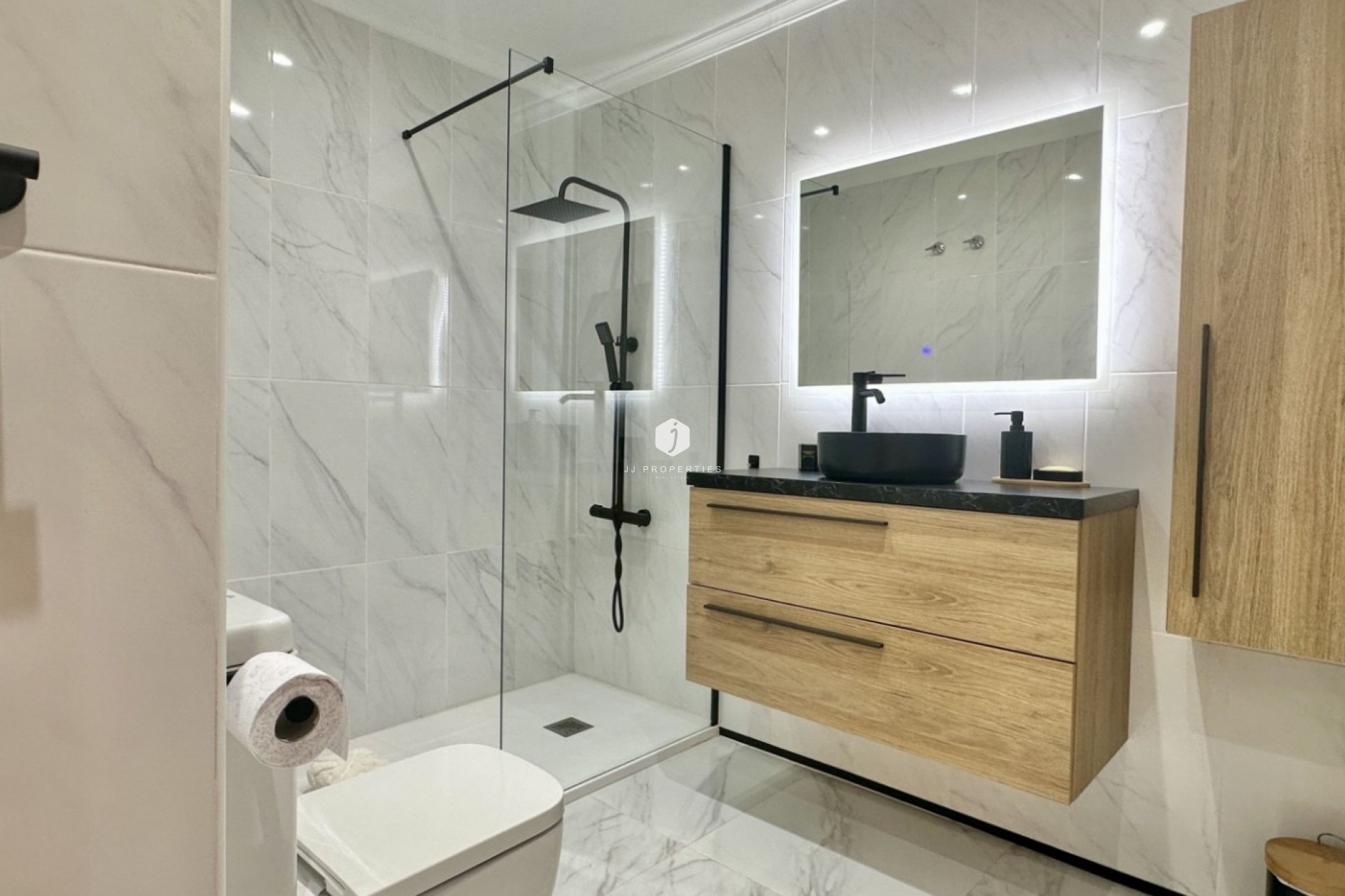 Z drugiej ręki - Szalet -
Orihuela Costa - Costa Blanca