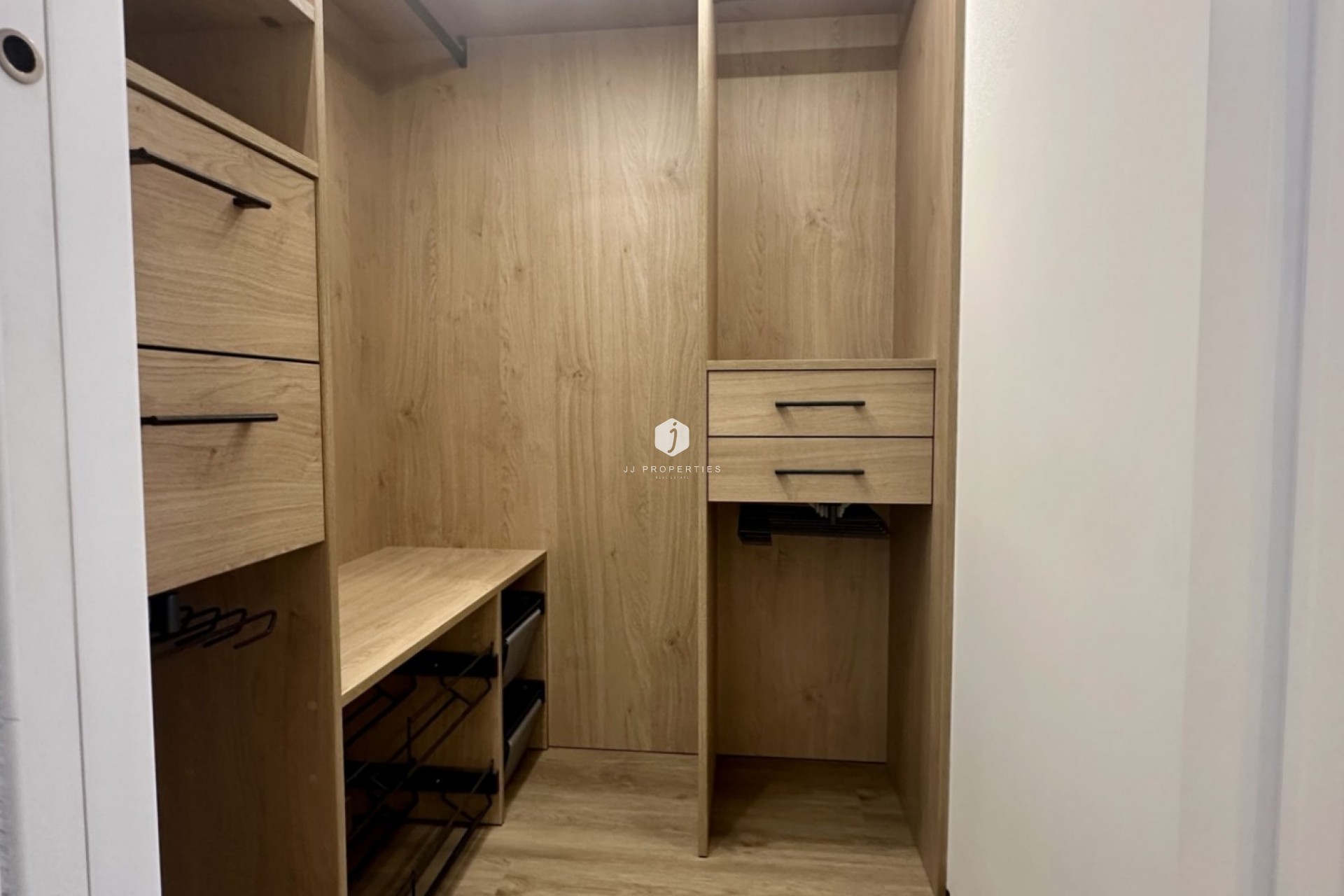 Z drugiej ręki - Szalet -
Orihuela Costa - Costa Blanca