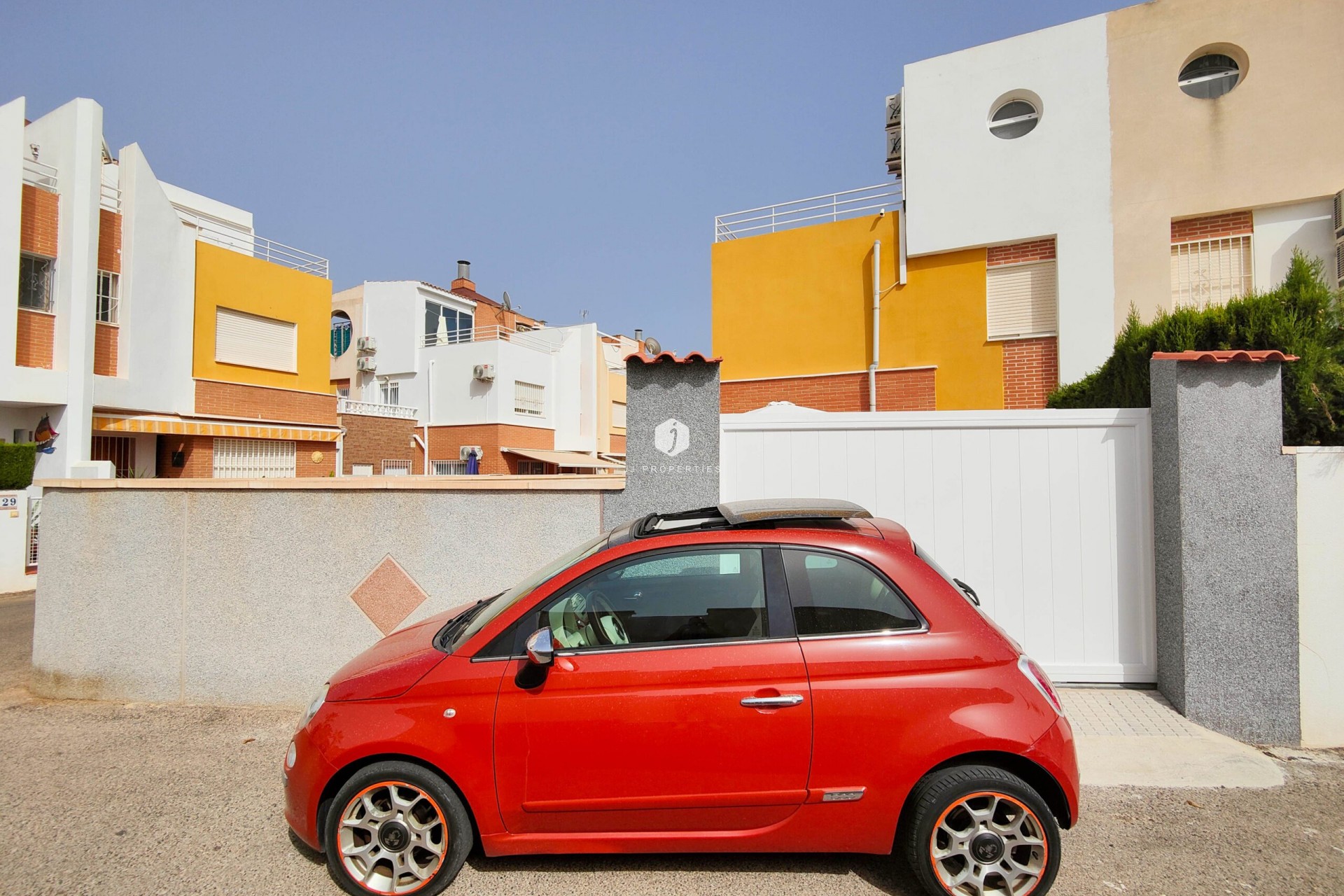 Z drugiej ręki - Szalet -
Orihuela Costa - Costa Blanca