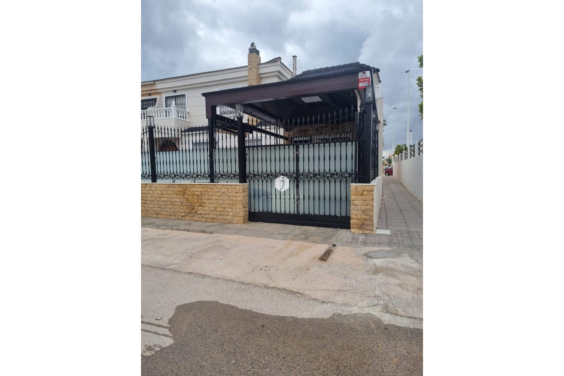 Z drugiej ręki - Szalet -
Orihuela Costa - Costa Blanca