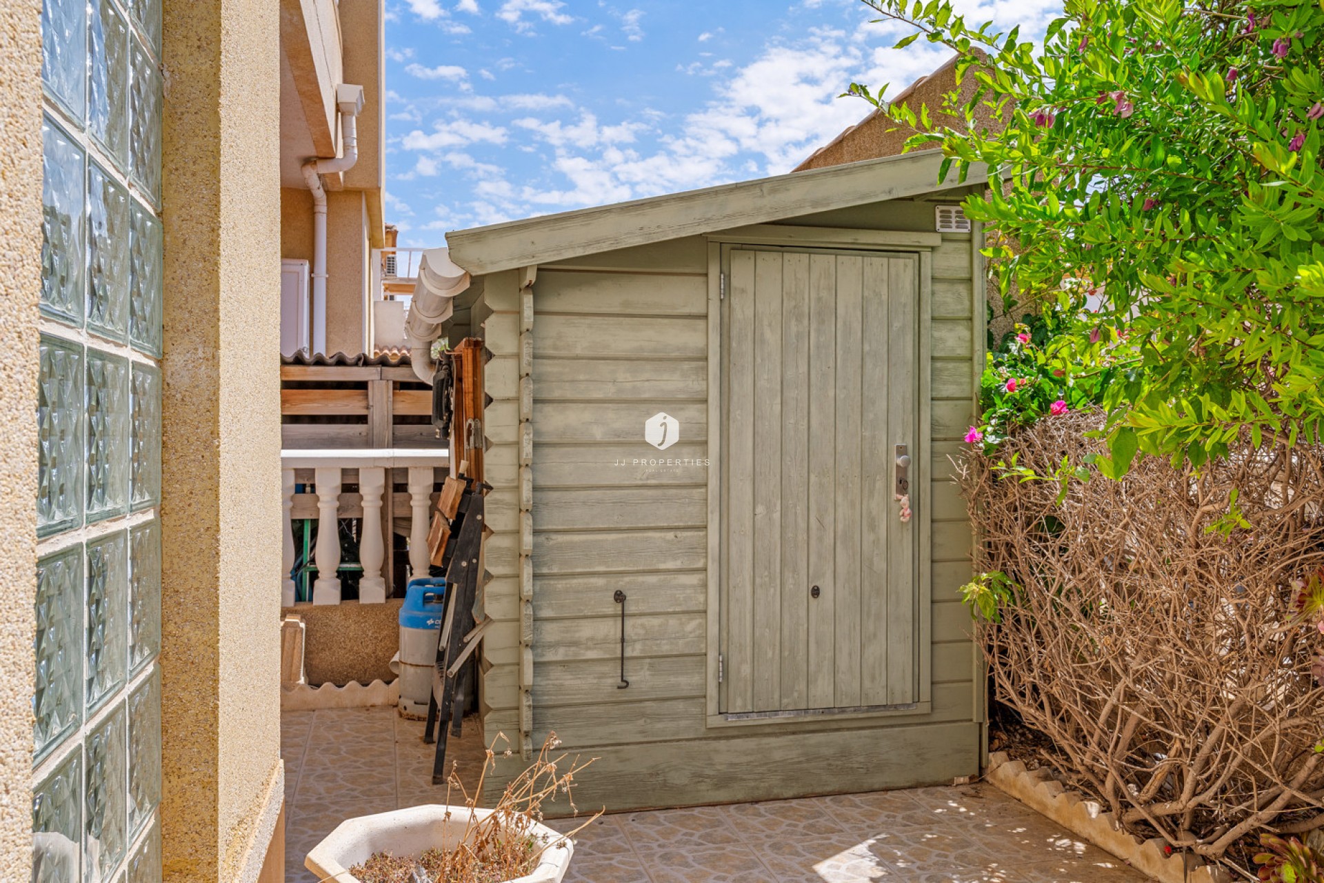 Z drugiej ręki - Szalet -
Orihuela Costa - Costa Blanca
