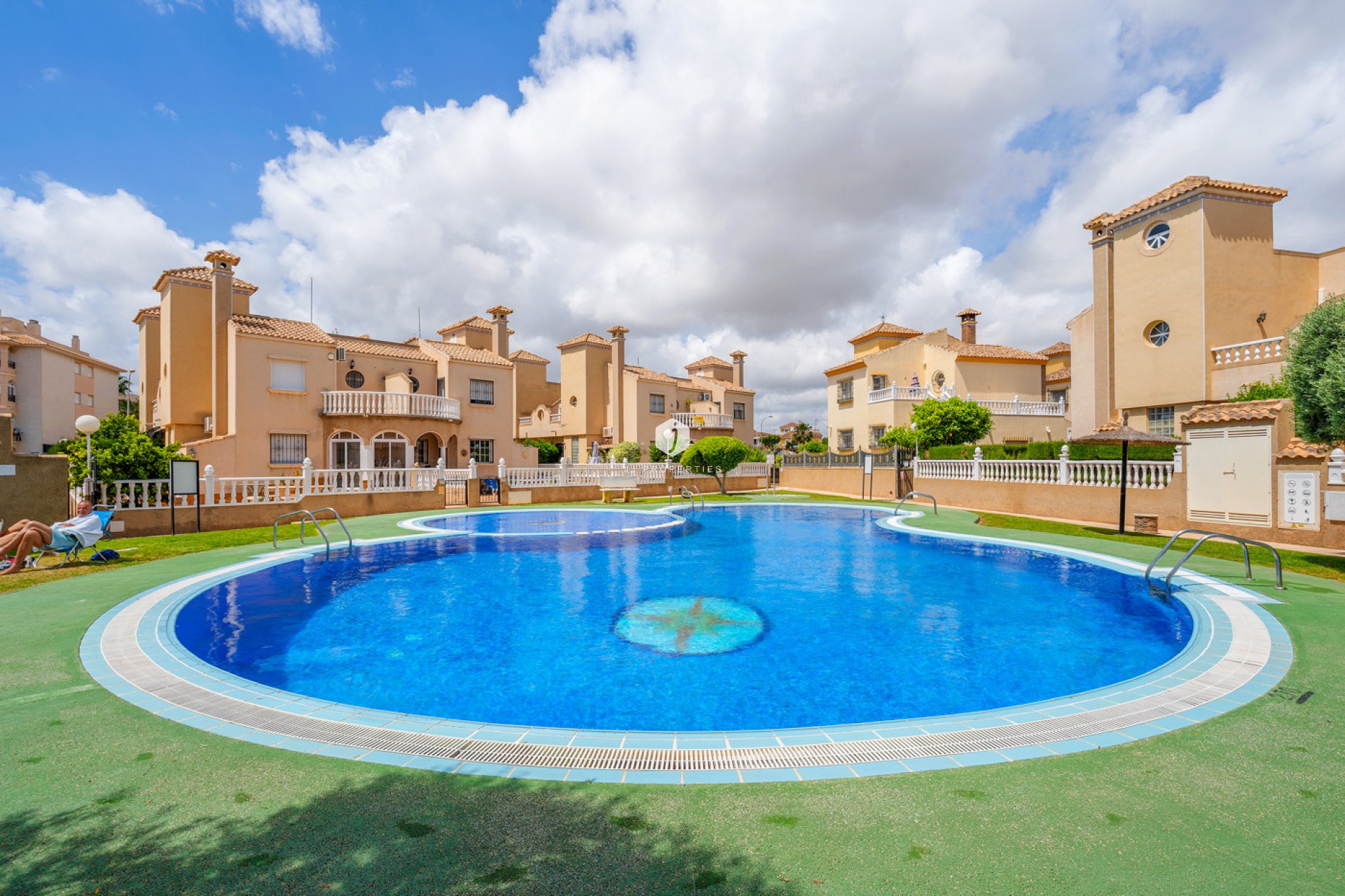 Z drugiej ręki - Szalet -
Orihuela Costa - Costa Blanca