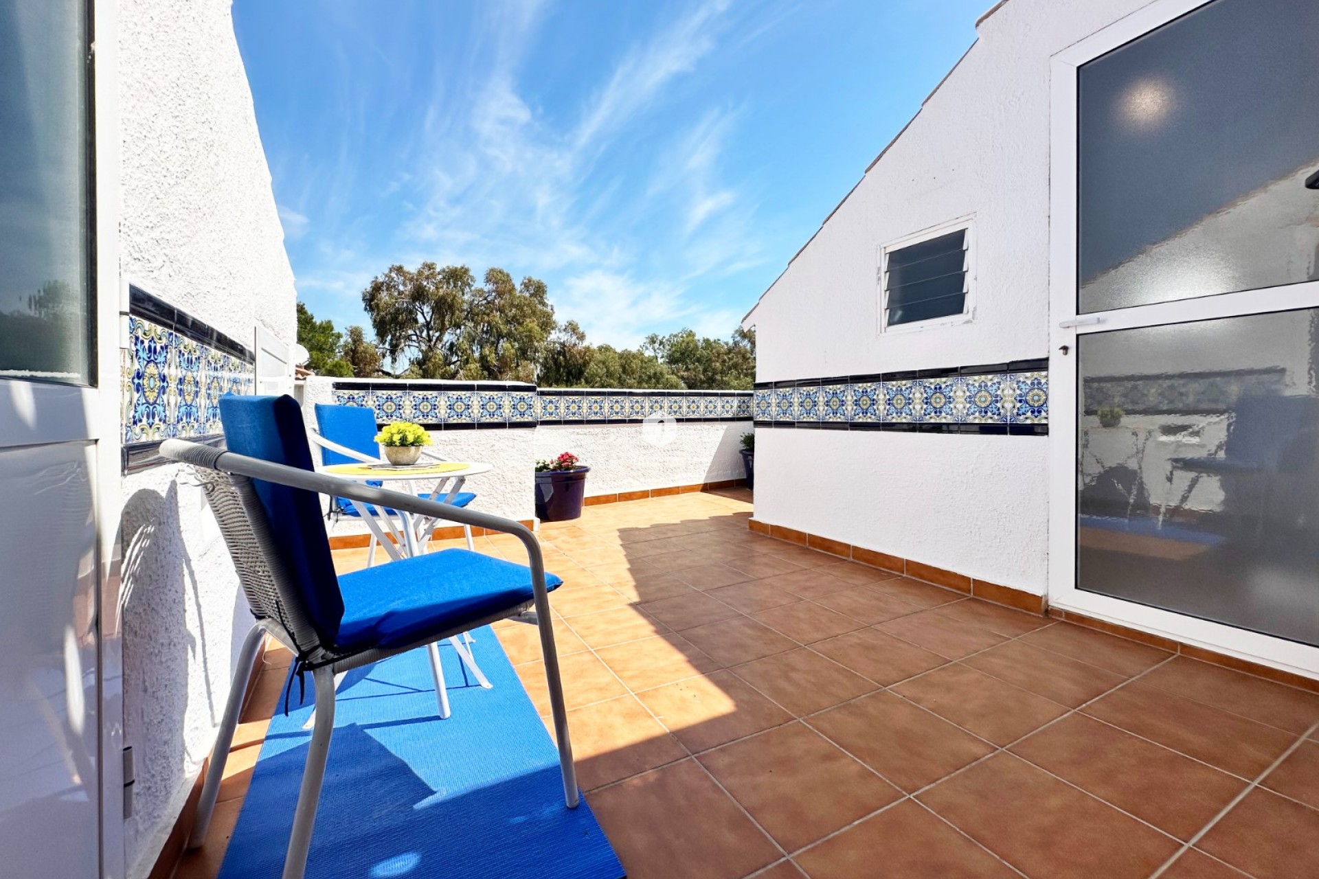 Z drugiej ręki - Szalet -
Orihuela Costa - Costa Blanca