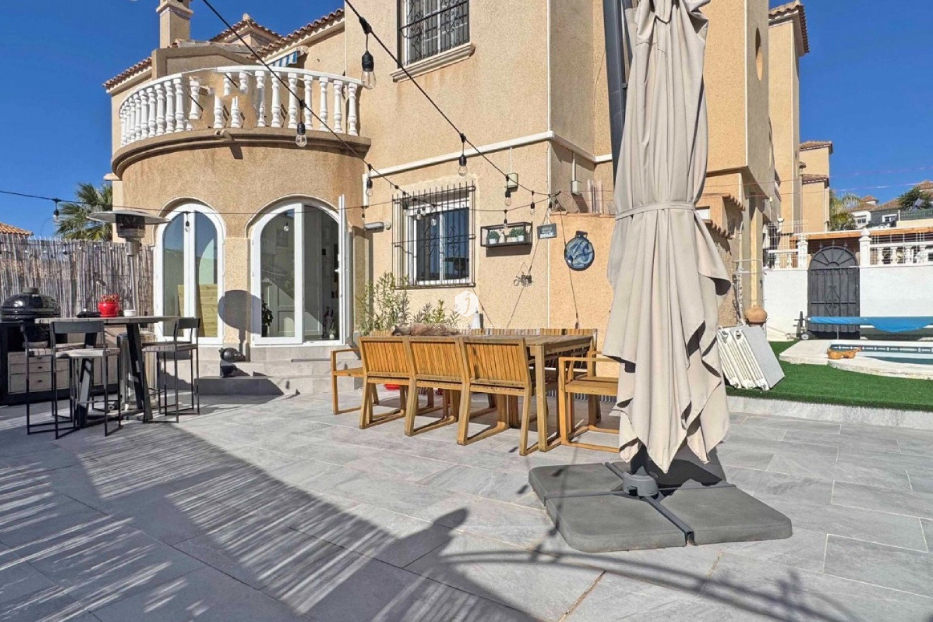 Z drugiej ręki - Szalet -
Orihuela Costa - Costa Blanca