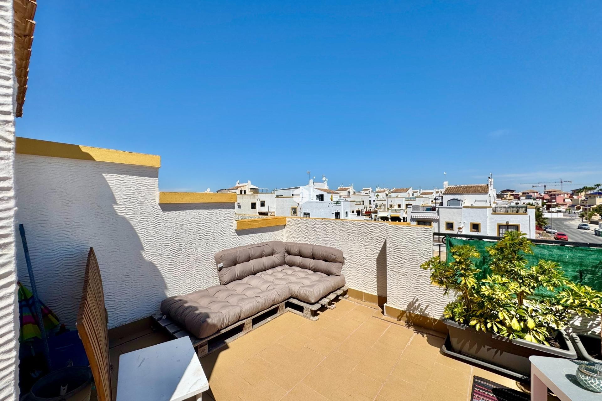 Z drugiej ręki - Szalet -
Orihuela Costa - Los Altos
