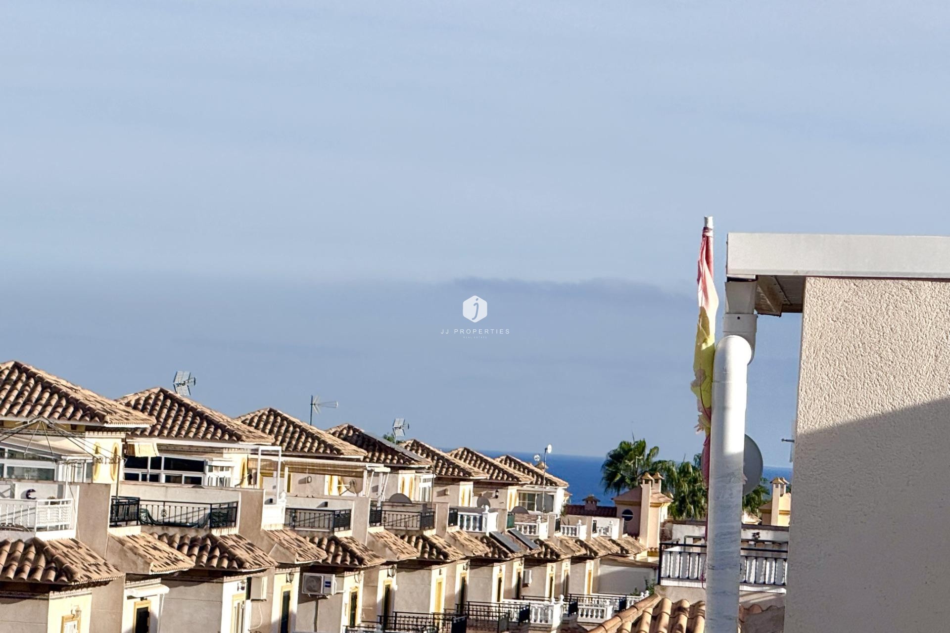 Z drugiej ręki - Szalet -
Orihuela Costa - Playa Flamenca