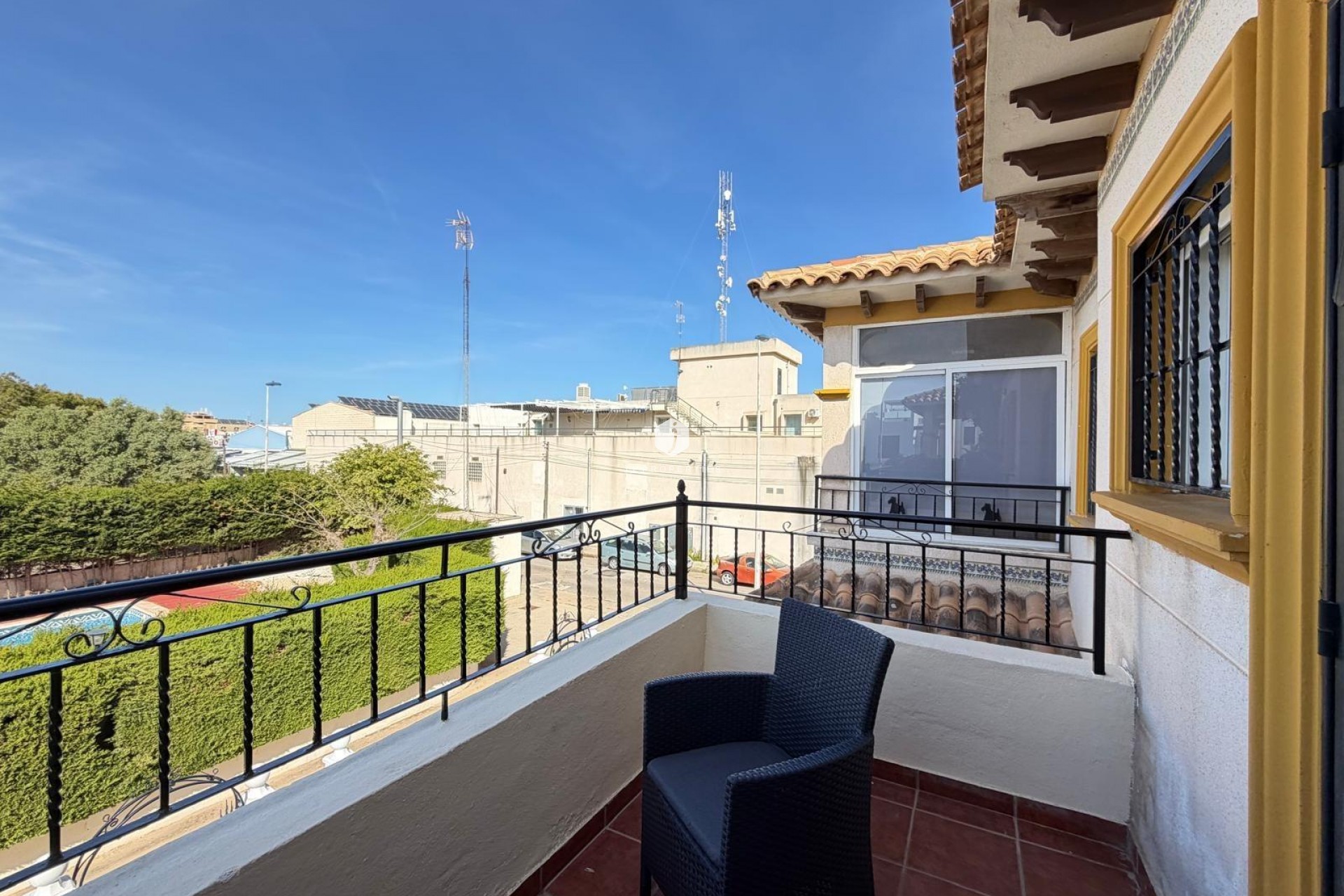 Z drugiej ręki - Szalet -
Orihuela Costa - Rocio Del Mar