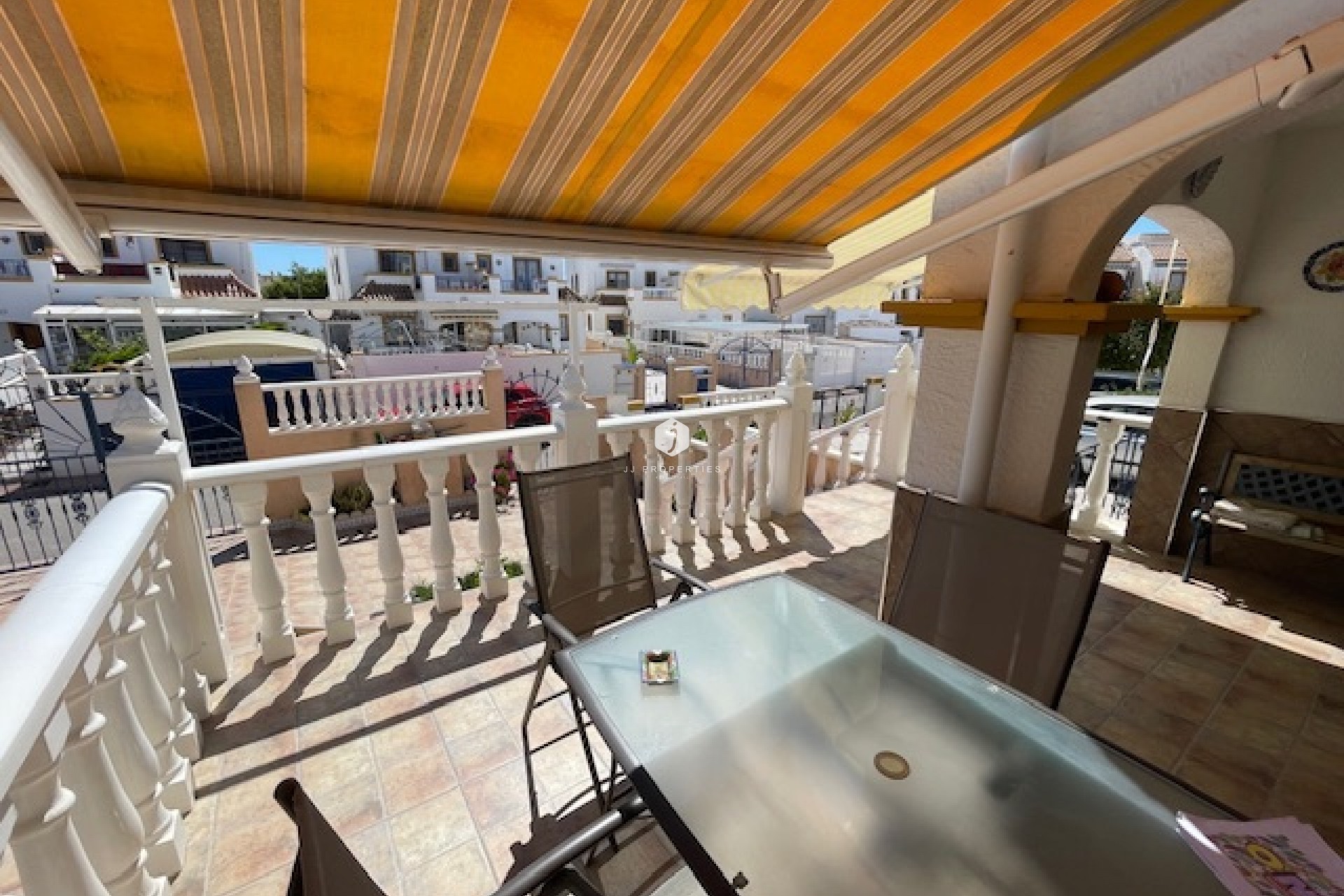 Z drugiej ręki - Szalet -
Orihuela Costa