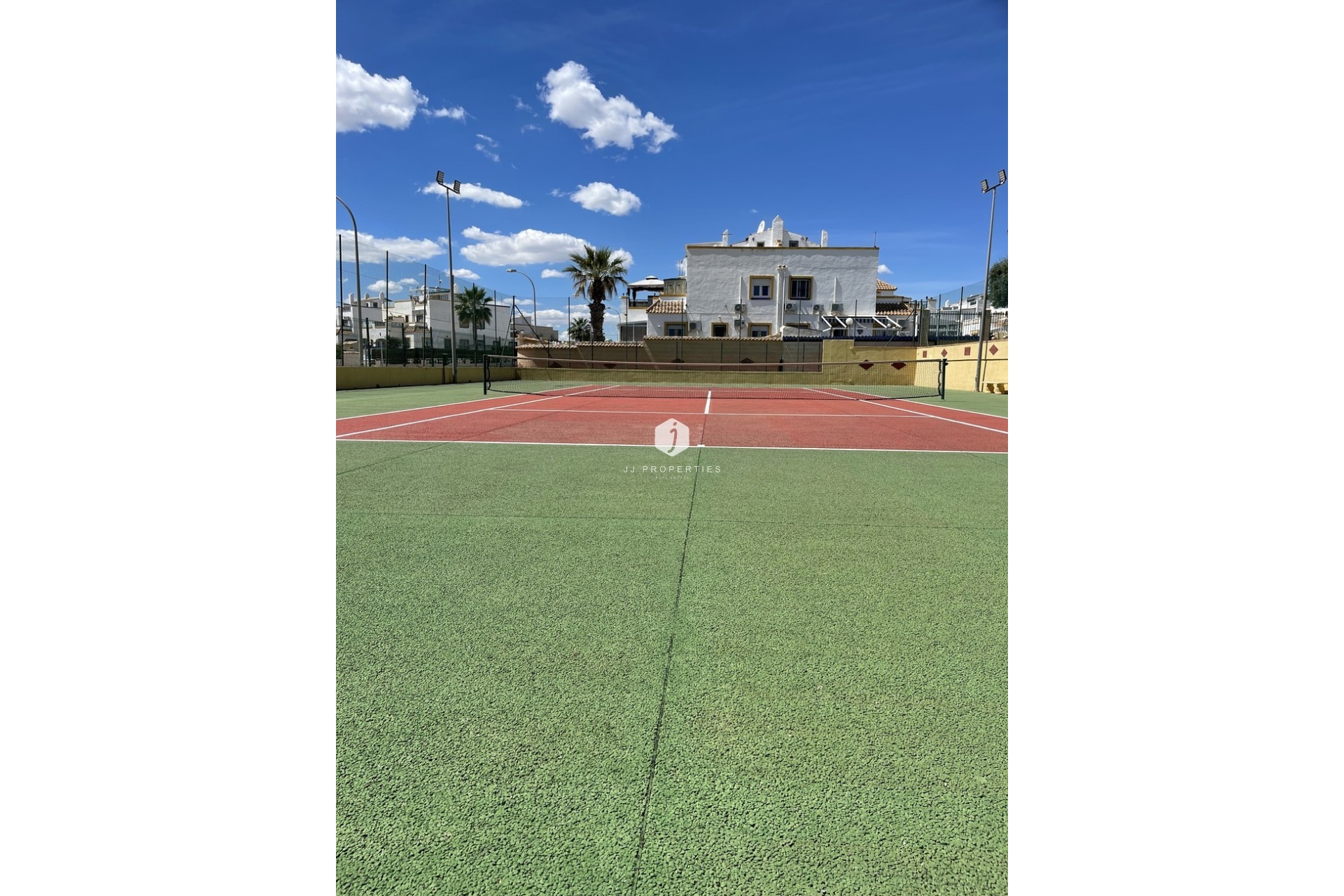 Z drugiej ręki - Szalet -
Orihuela Costa