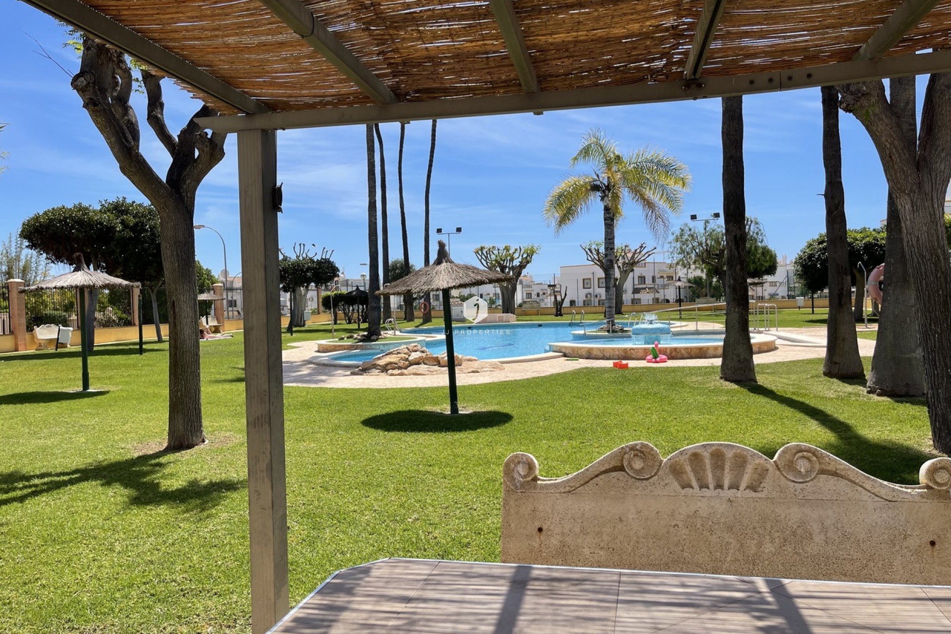 Z drugiej ręki - Szalet -
Orihuela Costa