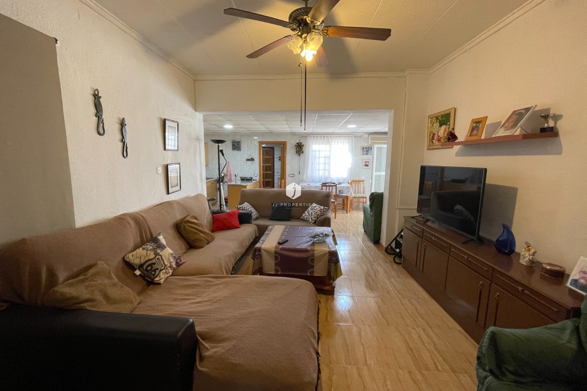 Z drugiej ręki - Szalet -
San Fulgencio - Costa Blanca