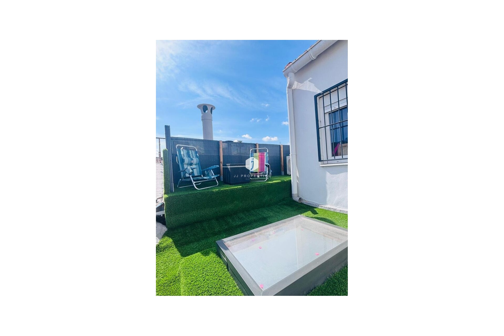 Z drugiej ręki - Szalet -
San Miguel de Salinas - Inland