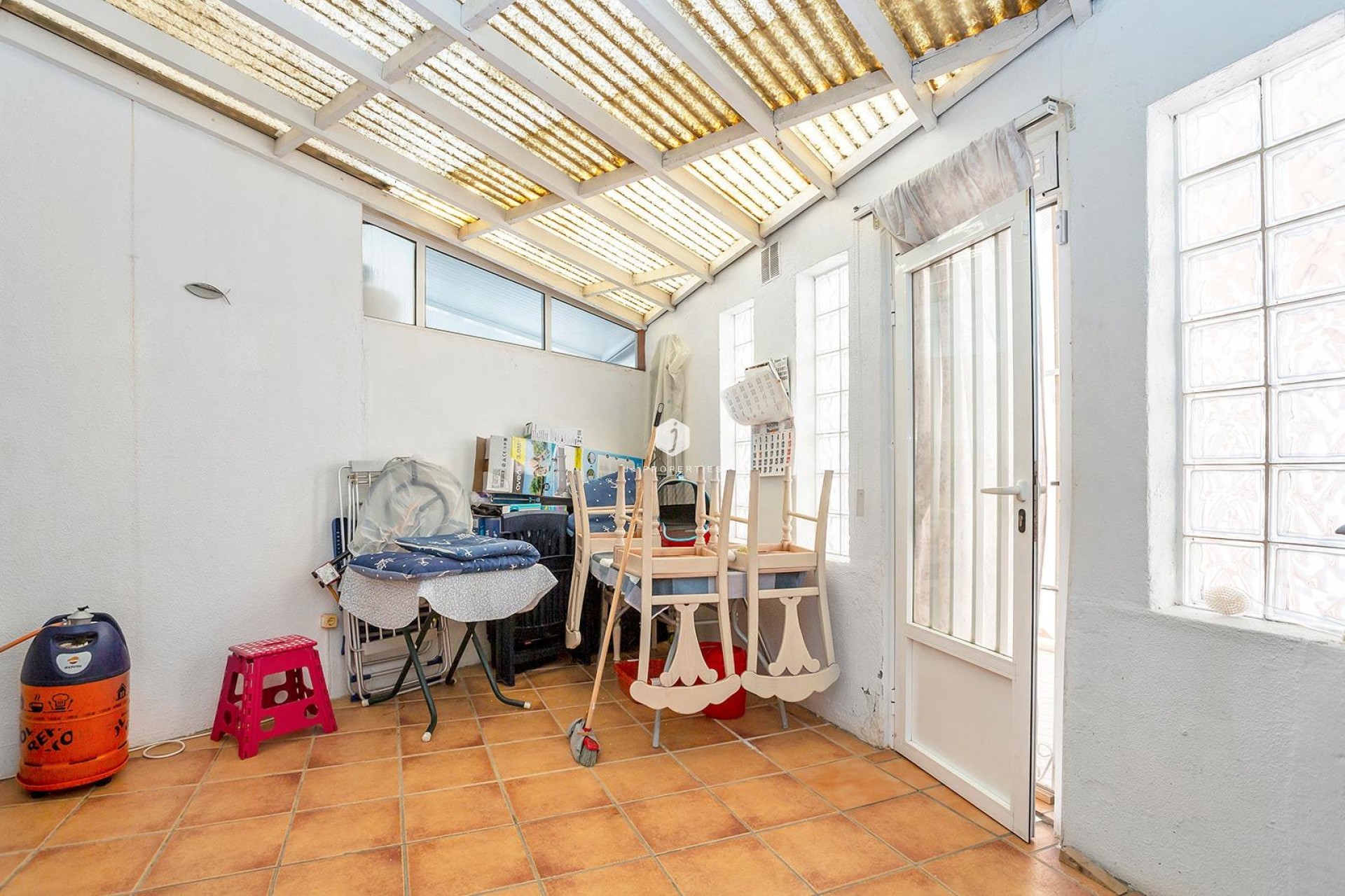 Z drugiej ręki - Szalet -
Torrevieja - Aguas Nuevas 1