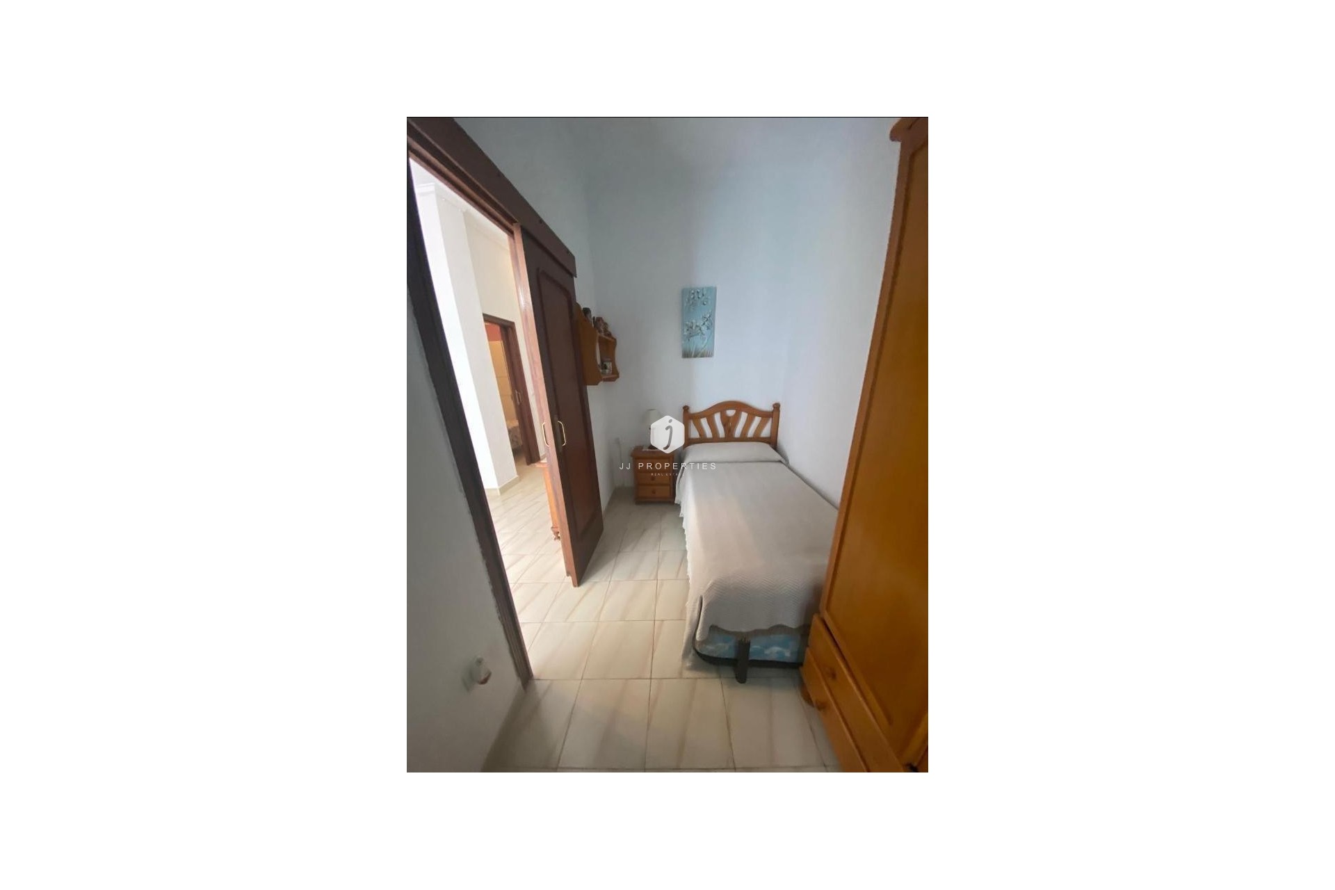 Z drugiej ręki - Szalet -
Torrevieja - Centro