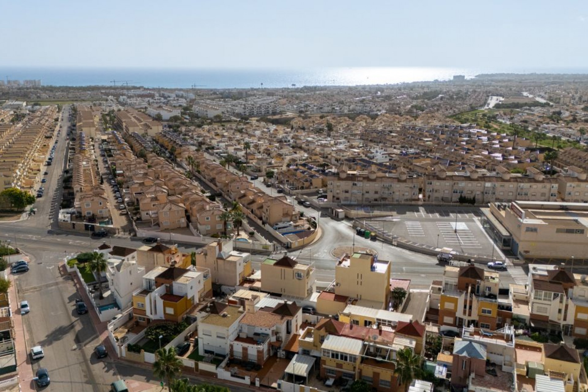 Z drugiej ręki - Szalet -
Torrevieja - Costa Blanca